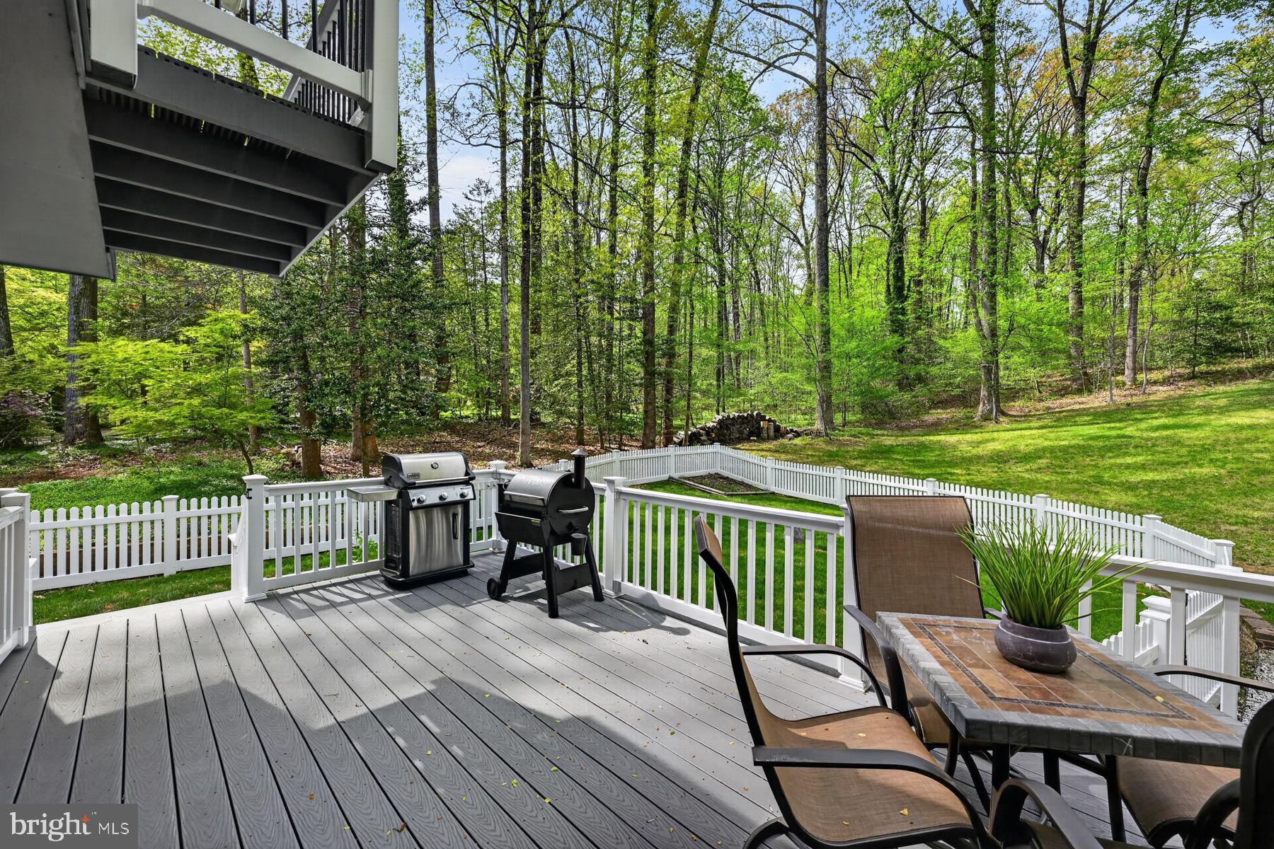 SOUTH RIVER SPRING LAKE - Residential