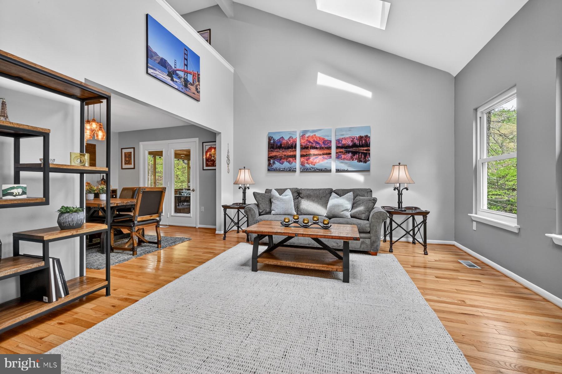 SOUTH RIVER SPRING LAKE - Residential