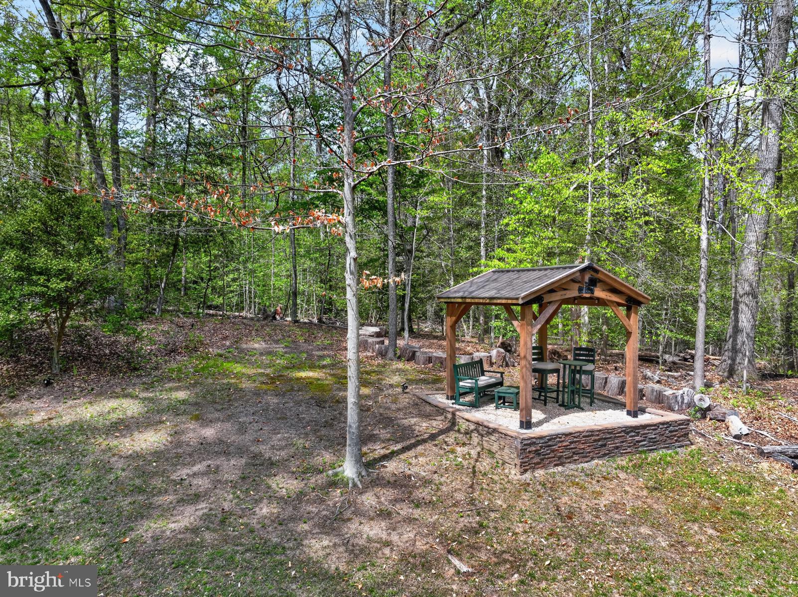 SOUTH RIVER SPRING LAKE - Residential