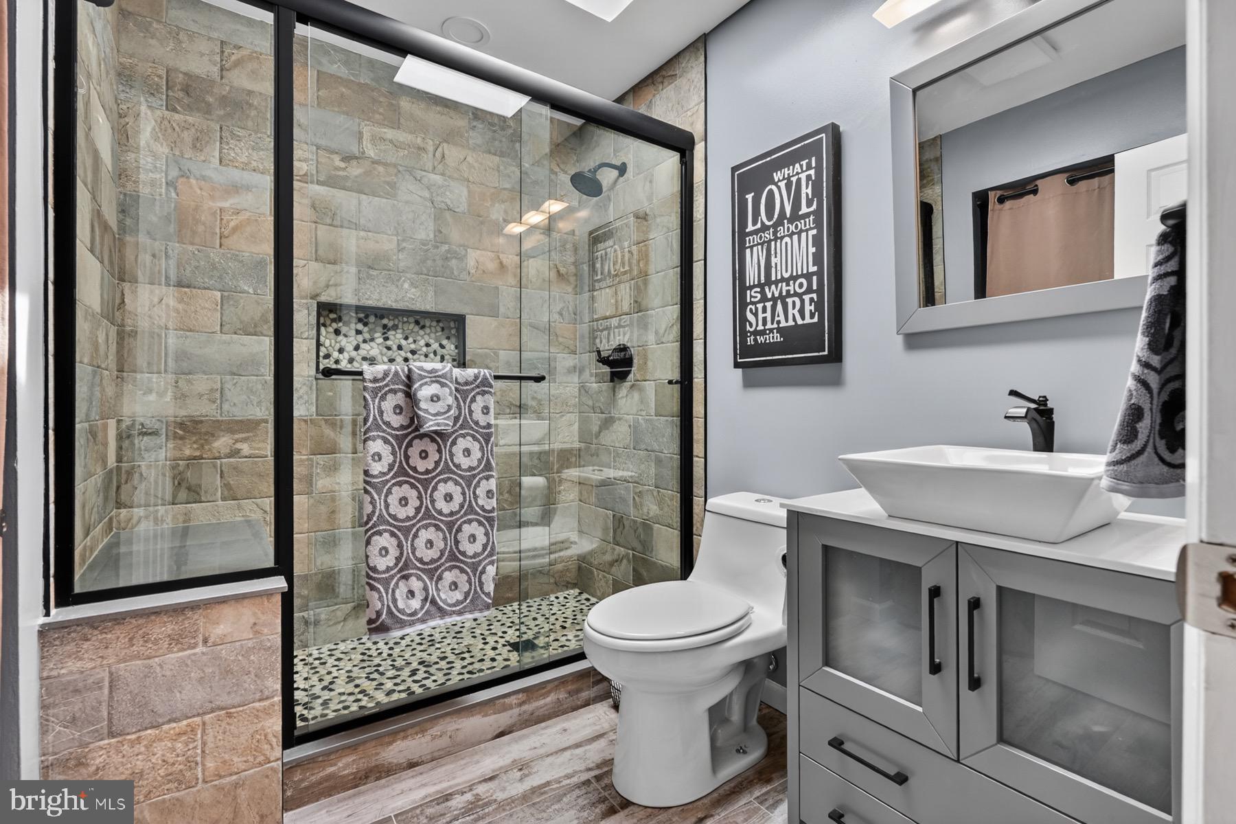 SOUTH RIVER SPRING LAKE - Residential