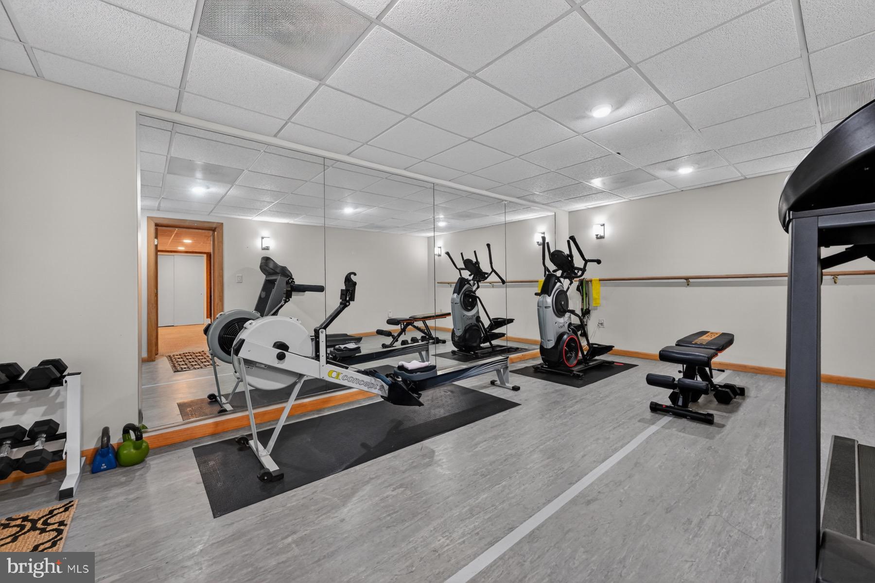 SOUTH RIVER SPRING LAKE - Residential