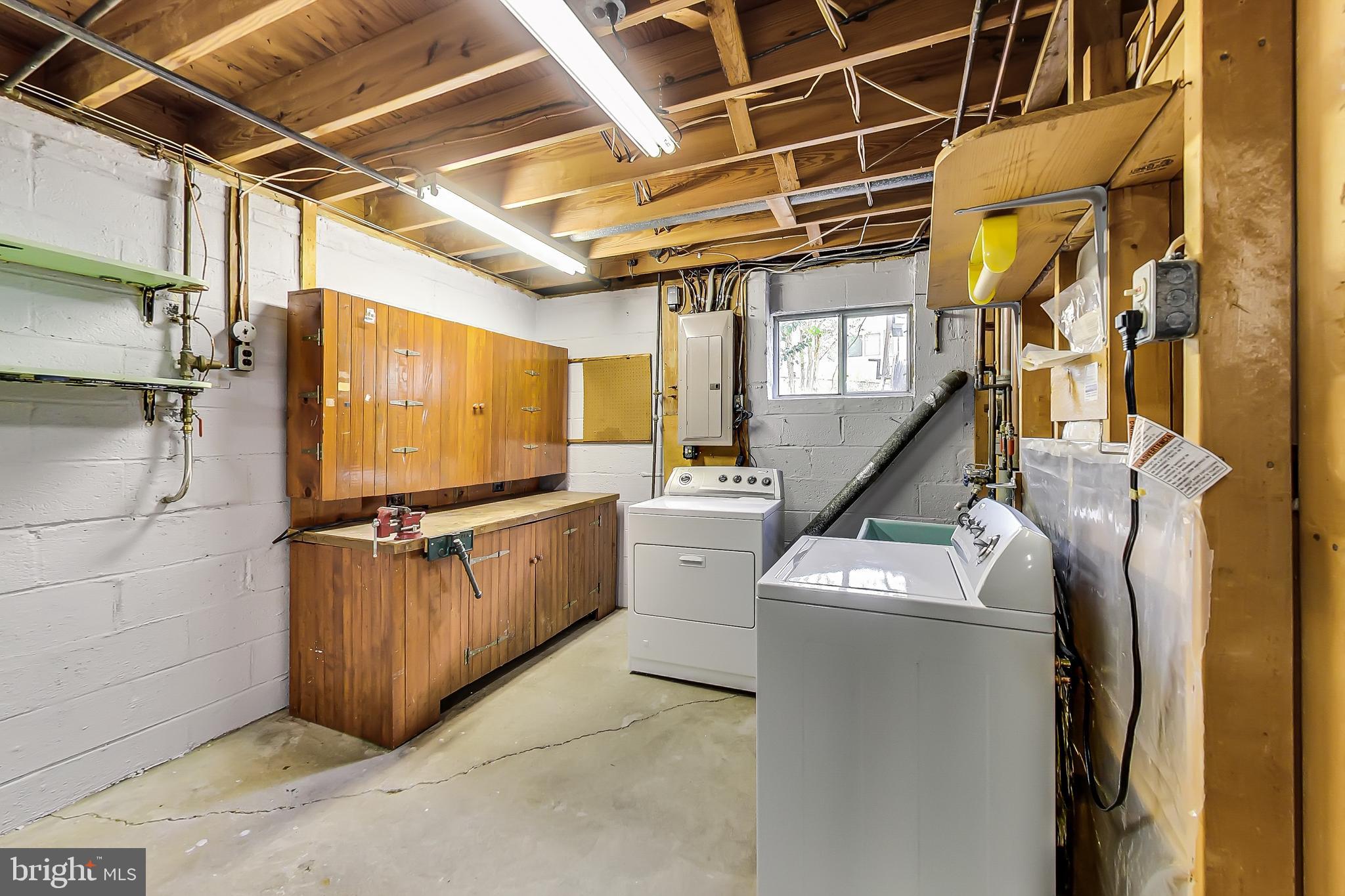 WESTVIEW HILLS - Residential