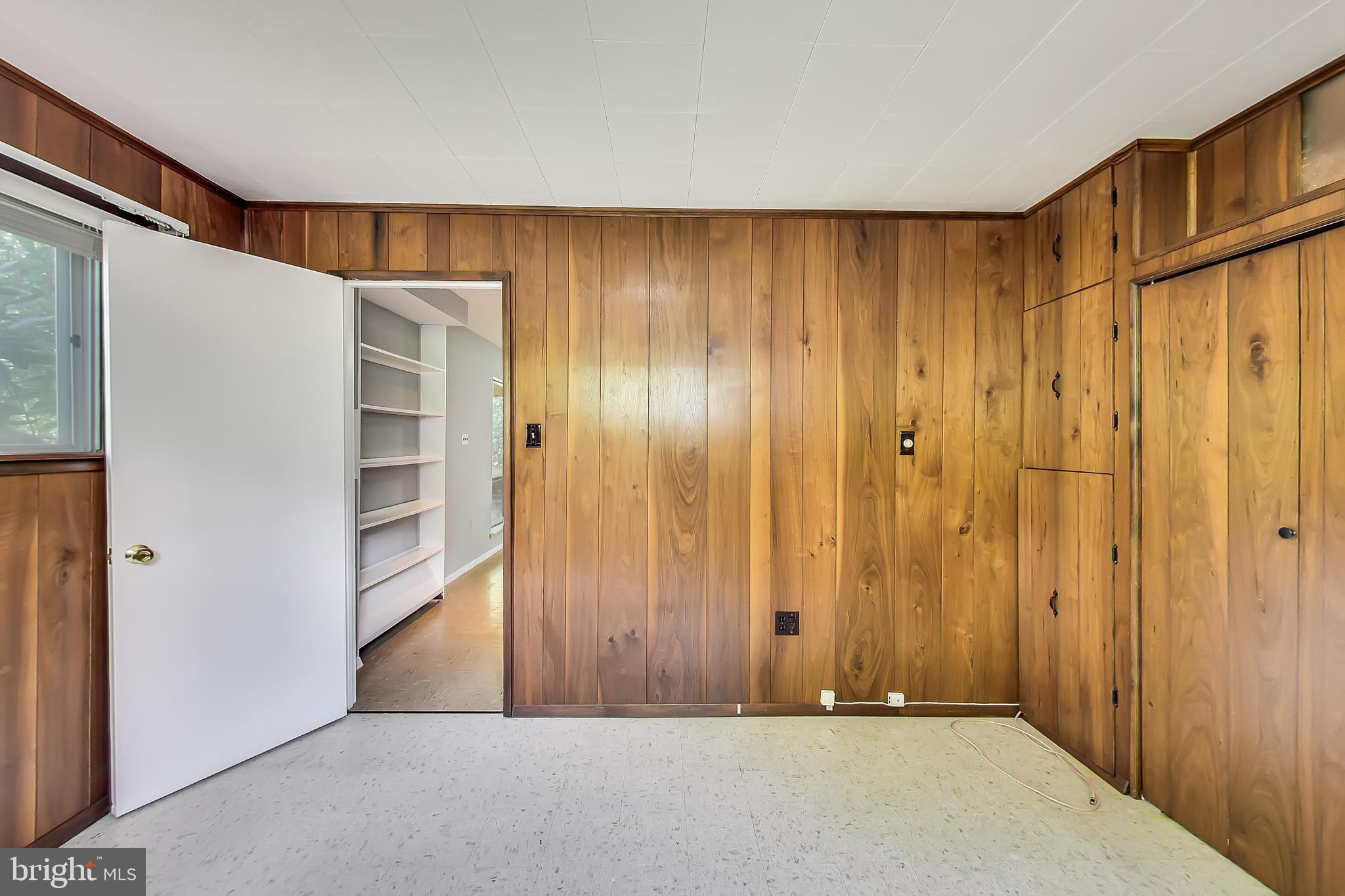 WESTVIEW HILLS - Residential