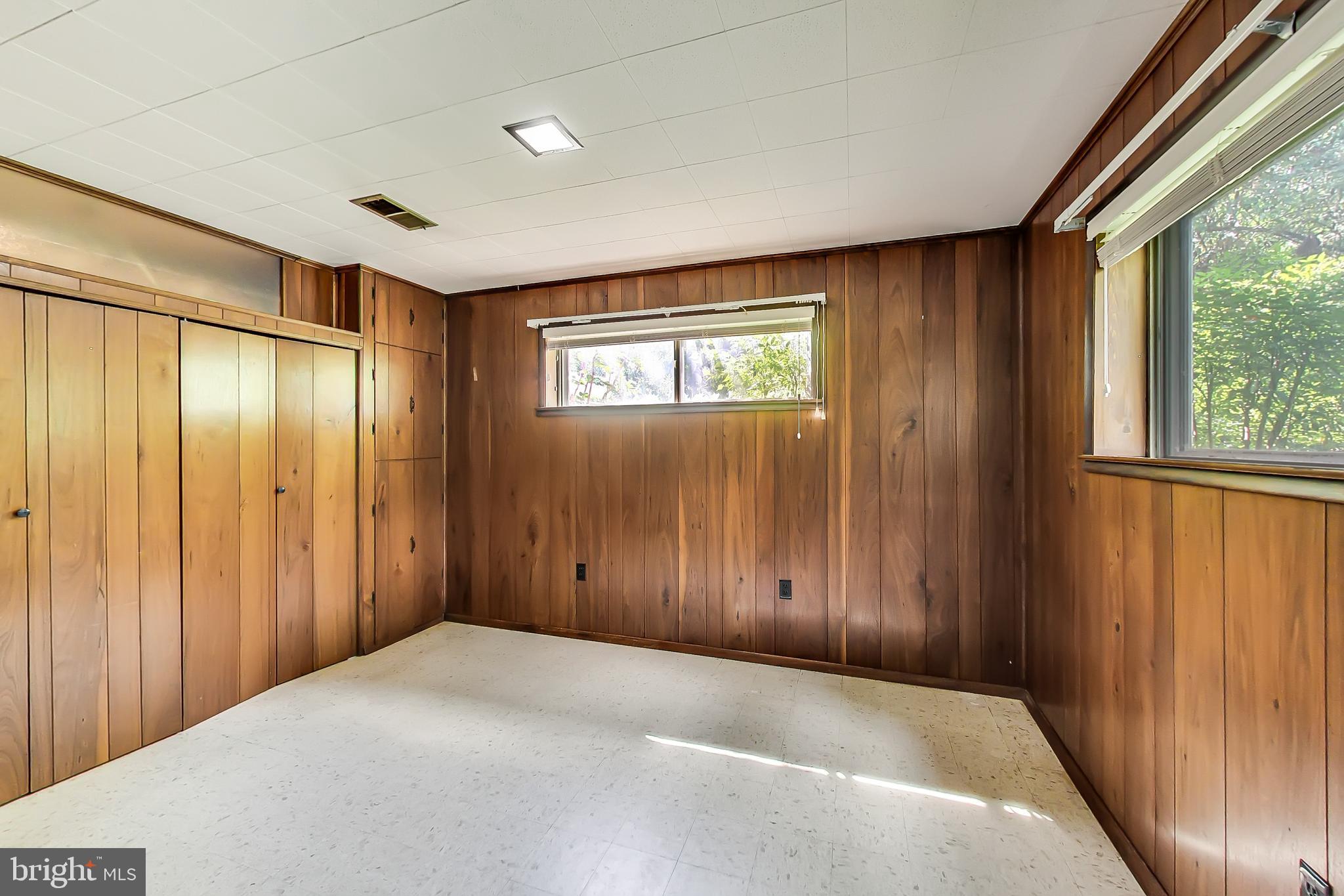 WESTVIEW HILLS - Residential