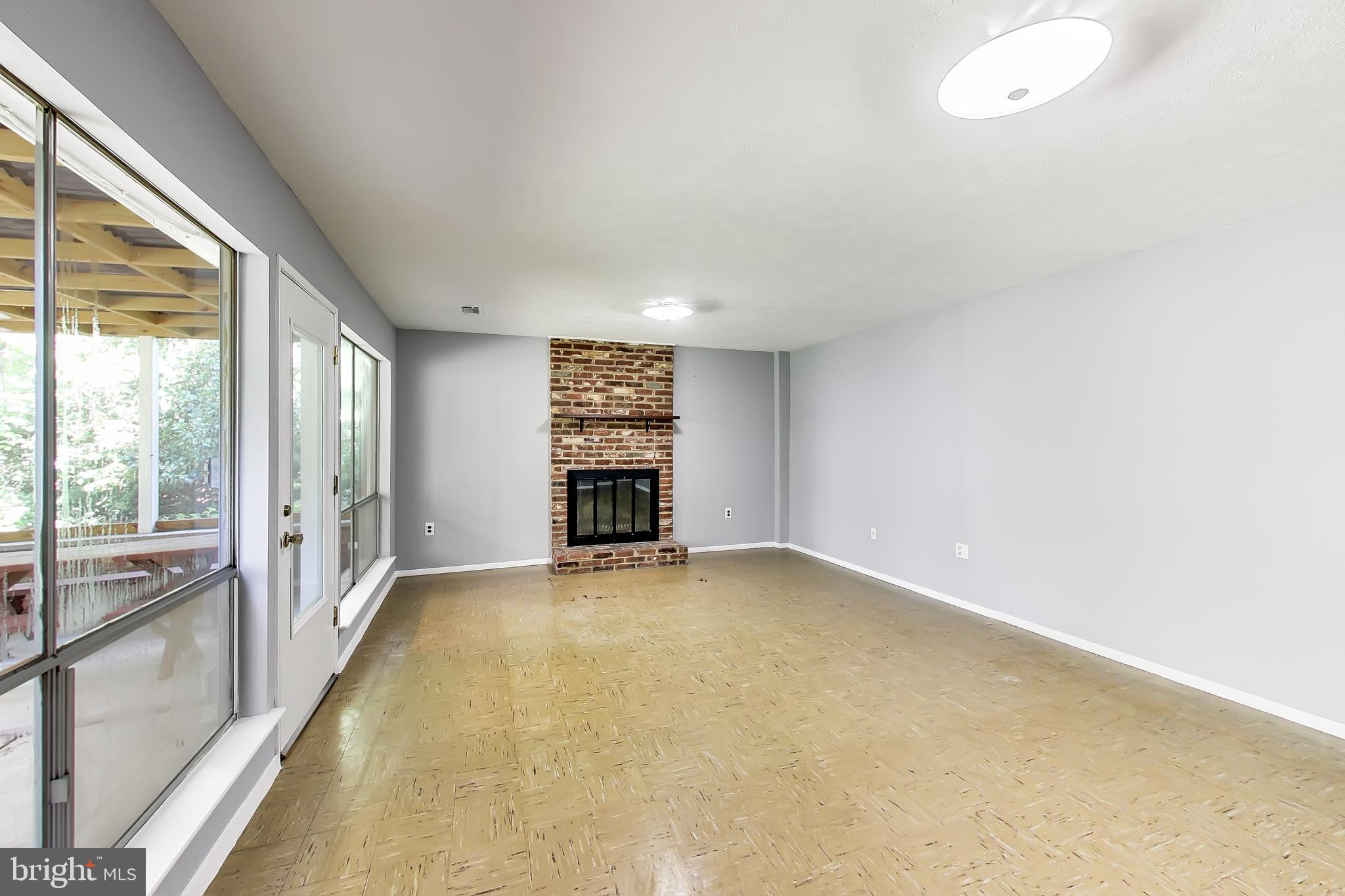 WESTVIEW HILLS - Residential