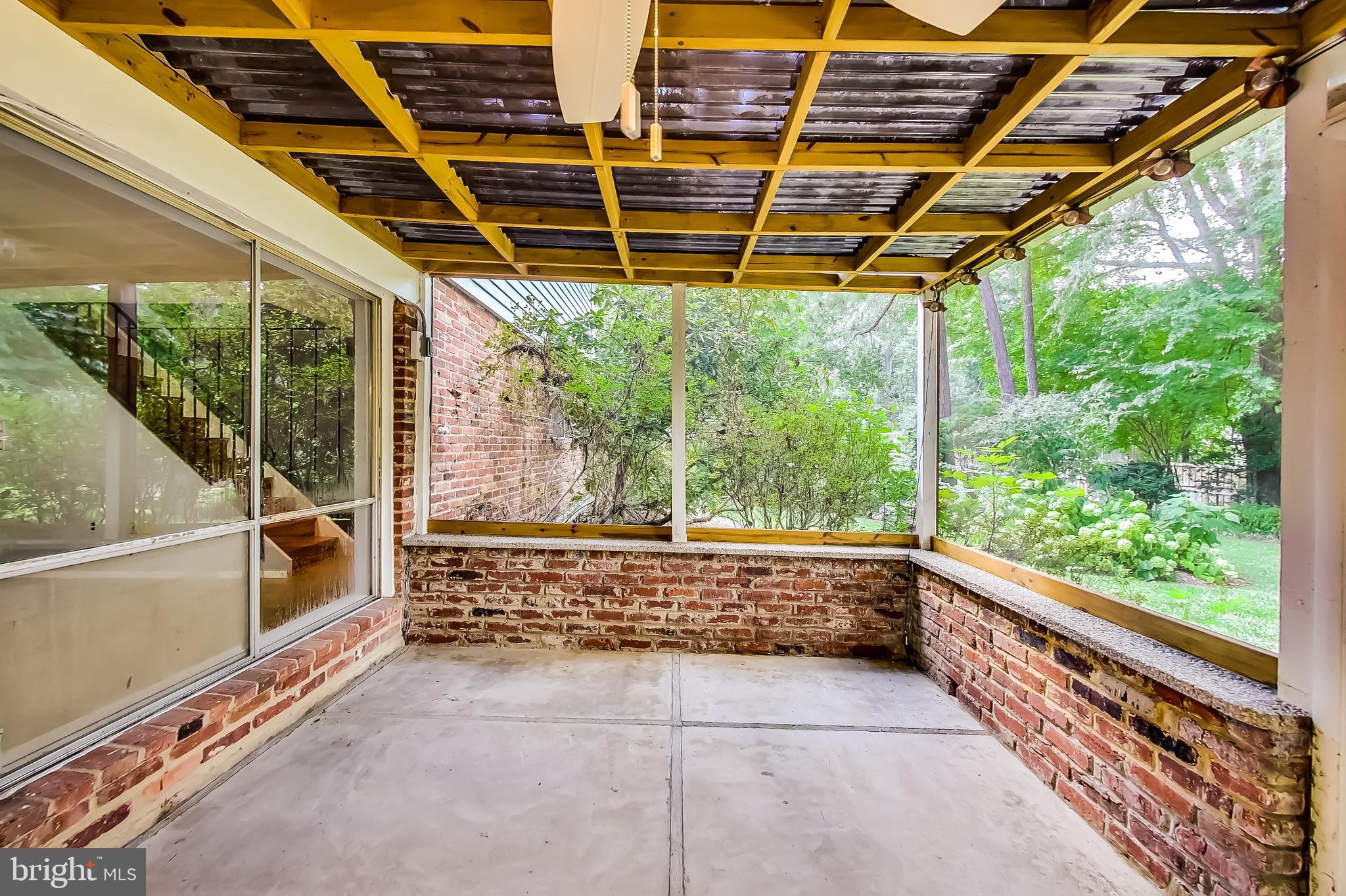 WESTVIEW HILLS - Residential