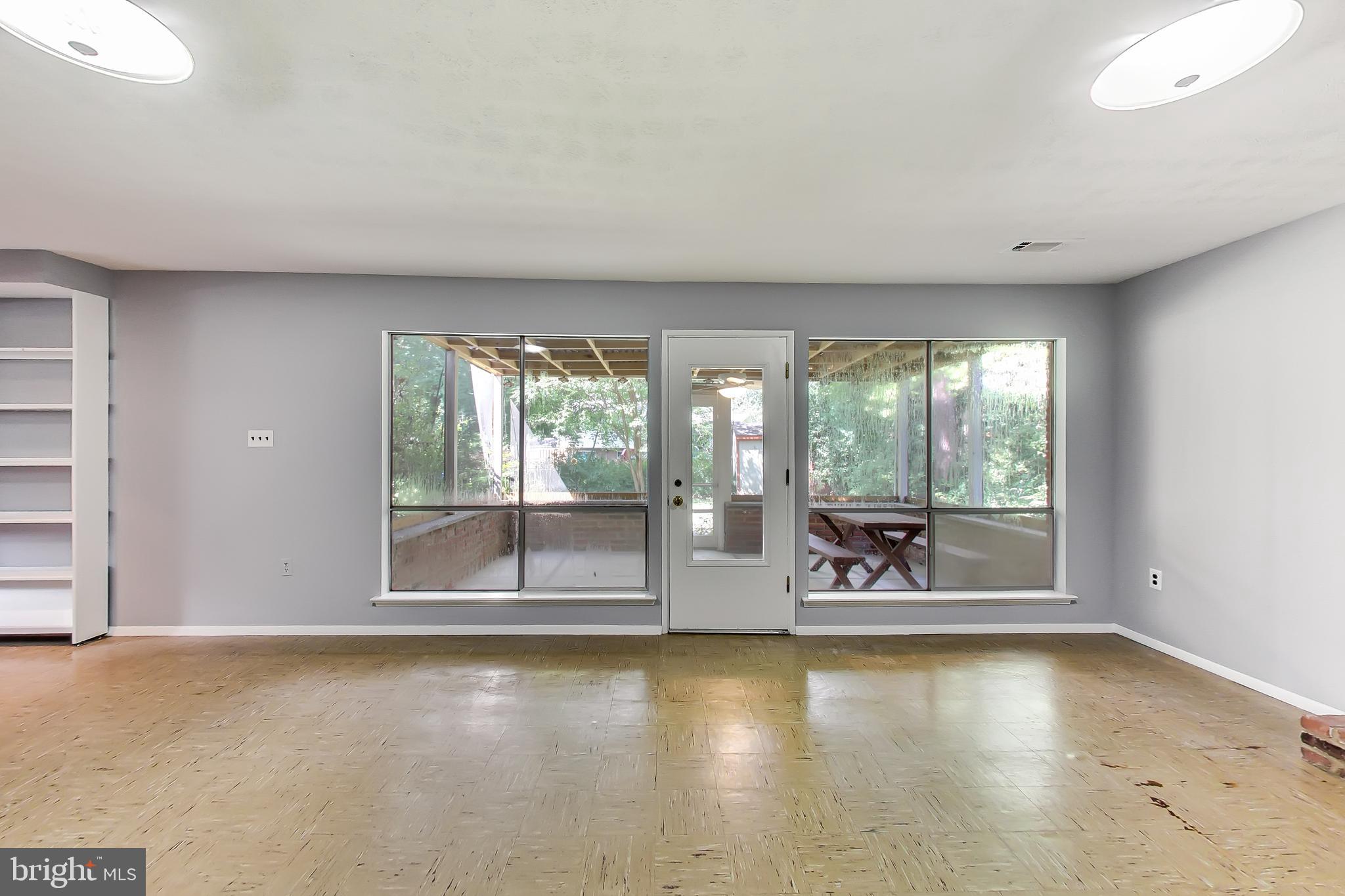 WESTVIEW HILLS - Residential