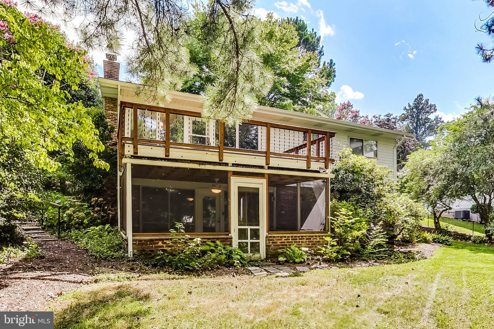 WESTVIEW HILLS - Residential