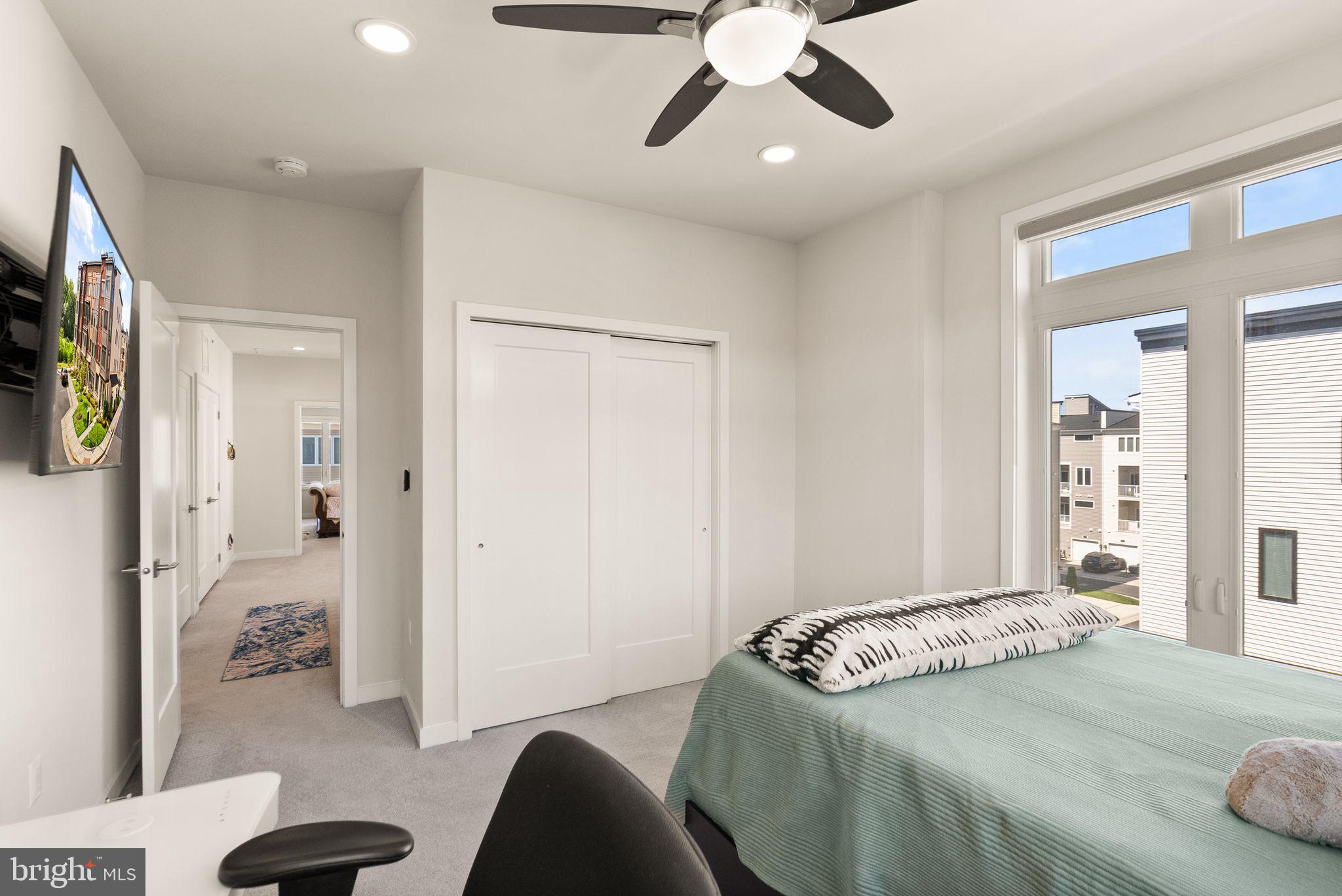 LOUDOUN VALLEY CARLISLE - Residential