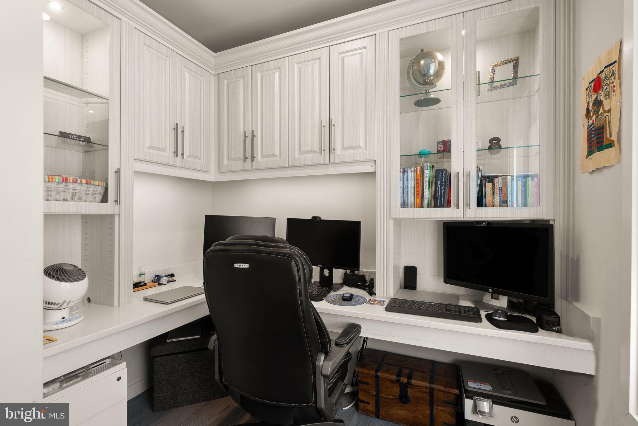 LOUDOUN VALLEY CARLISLE - Residential