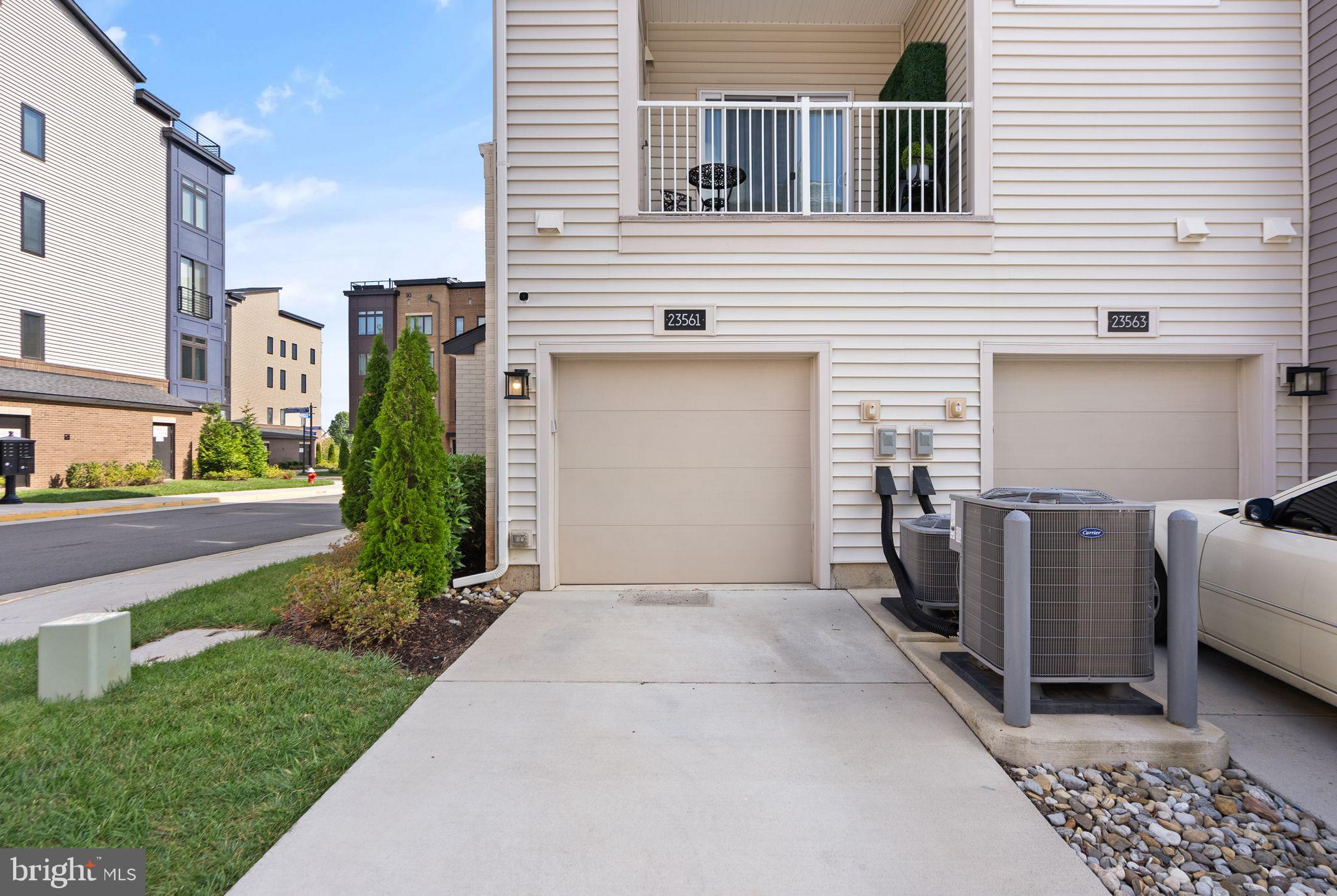 LOUDOUN VALLEY CARLISLE - Residential