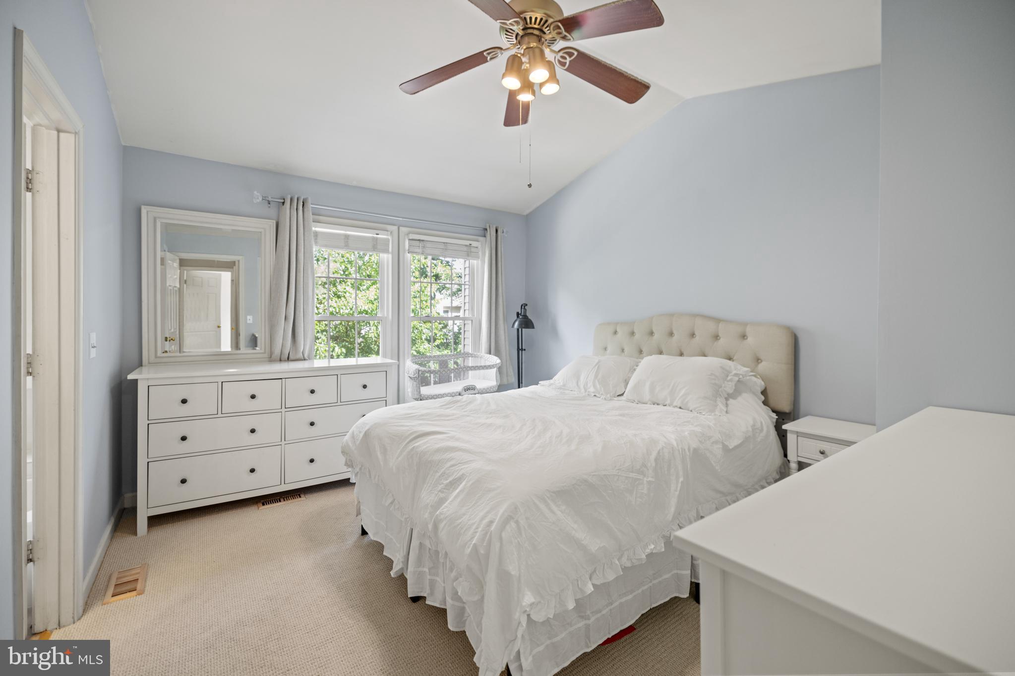 KINGSTOWNE - Residential Lease