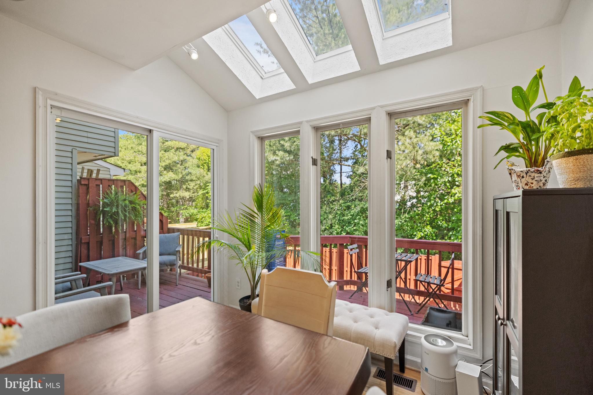 KINGSTOWNE - Residential Lease