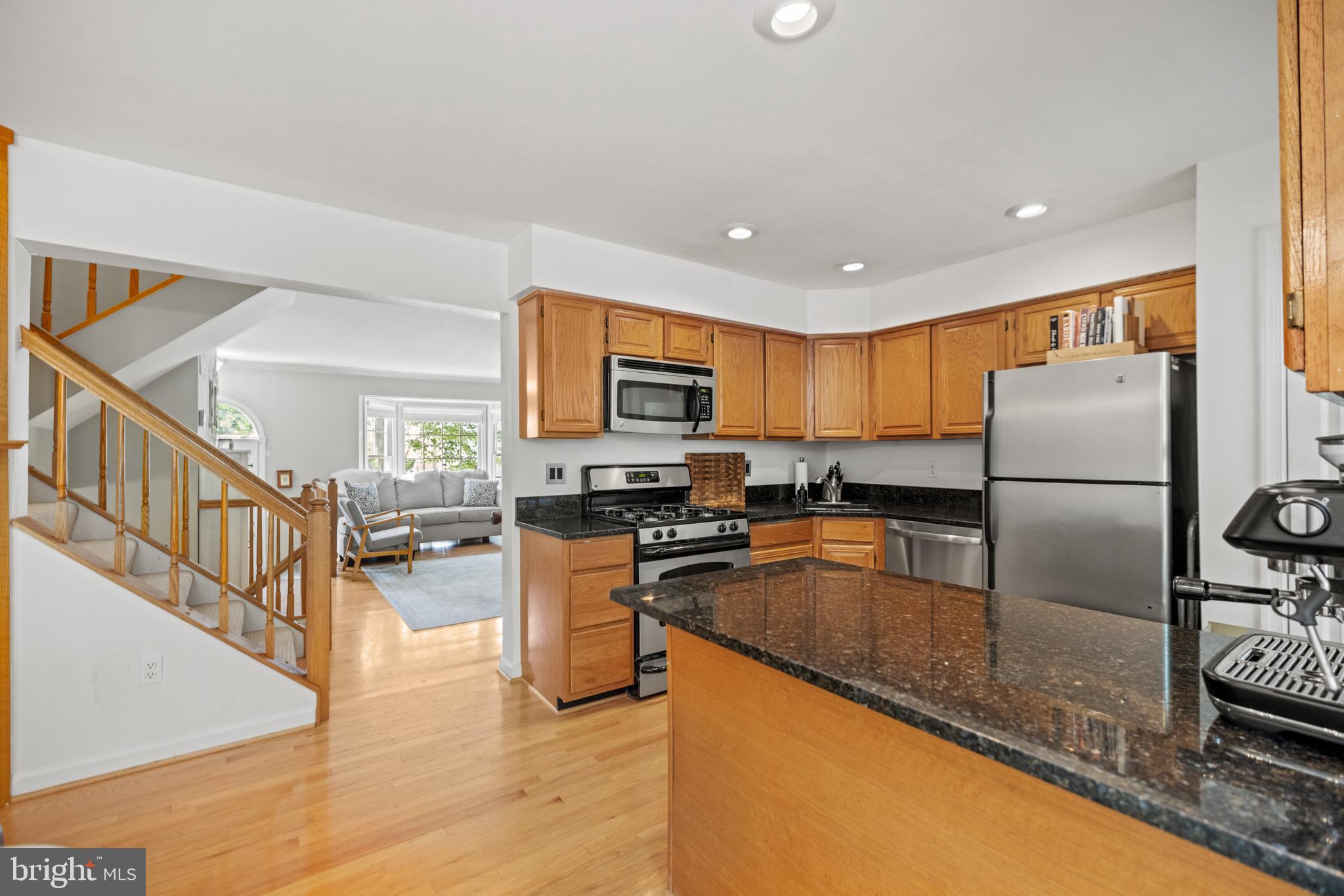 KINGSTOWNE - Residential Lease