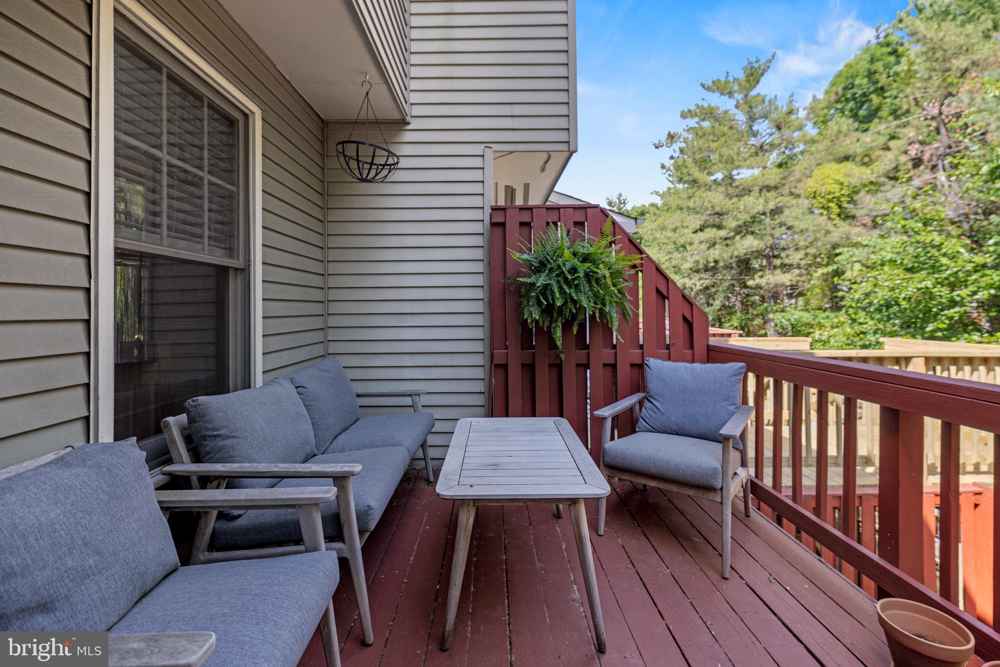 KINGSTOWNE - Residential Lease