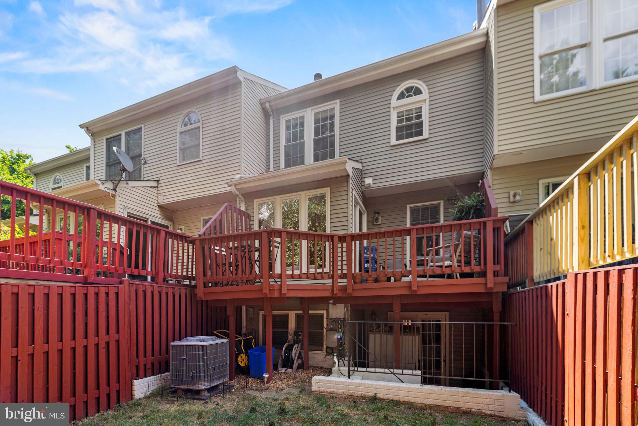 KINGSTOWNE - Residential Lease