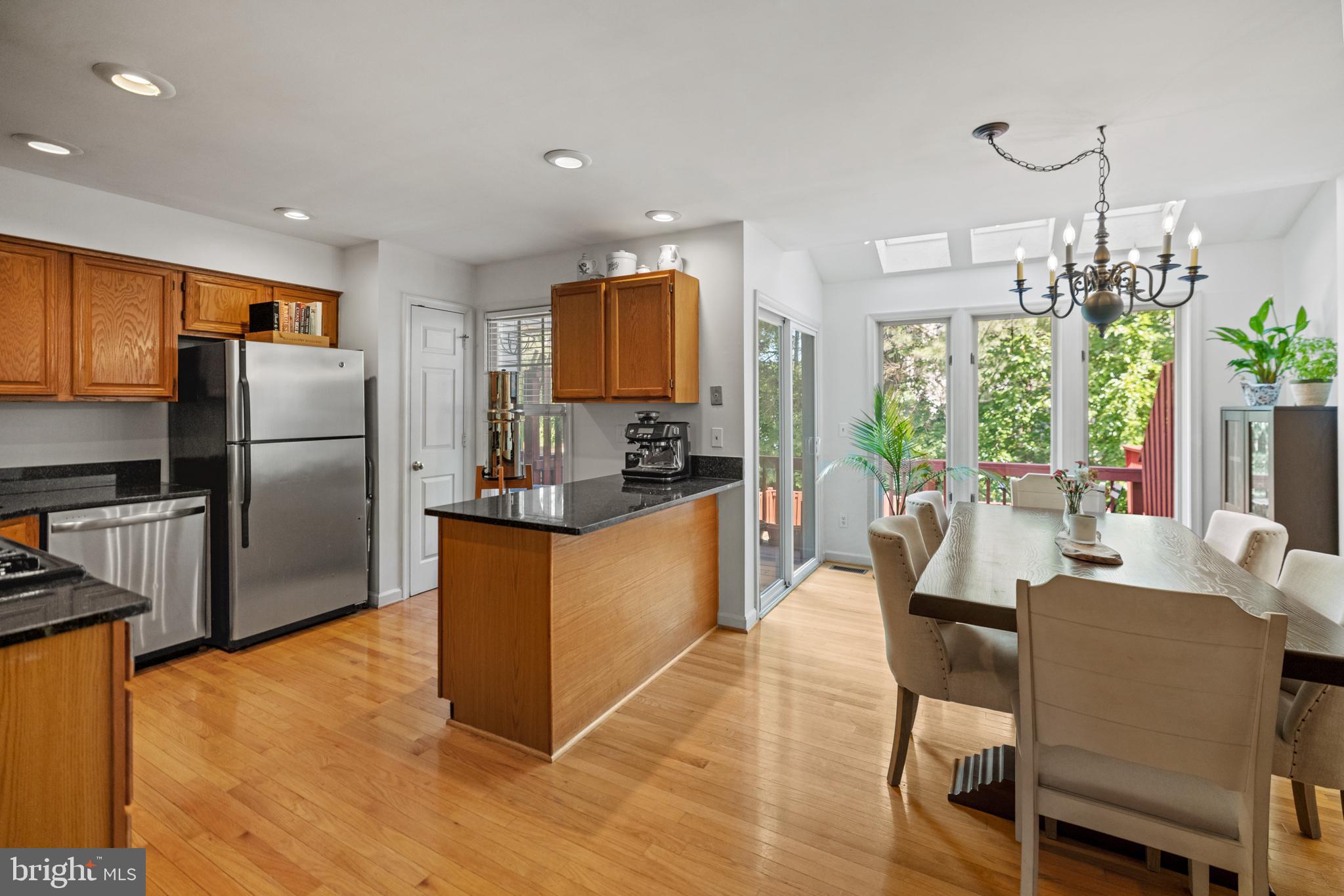 KINGSTOWNE - Residential Lease