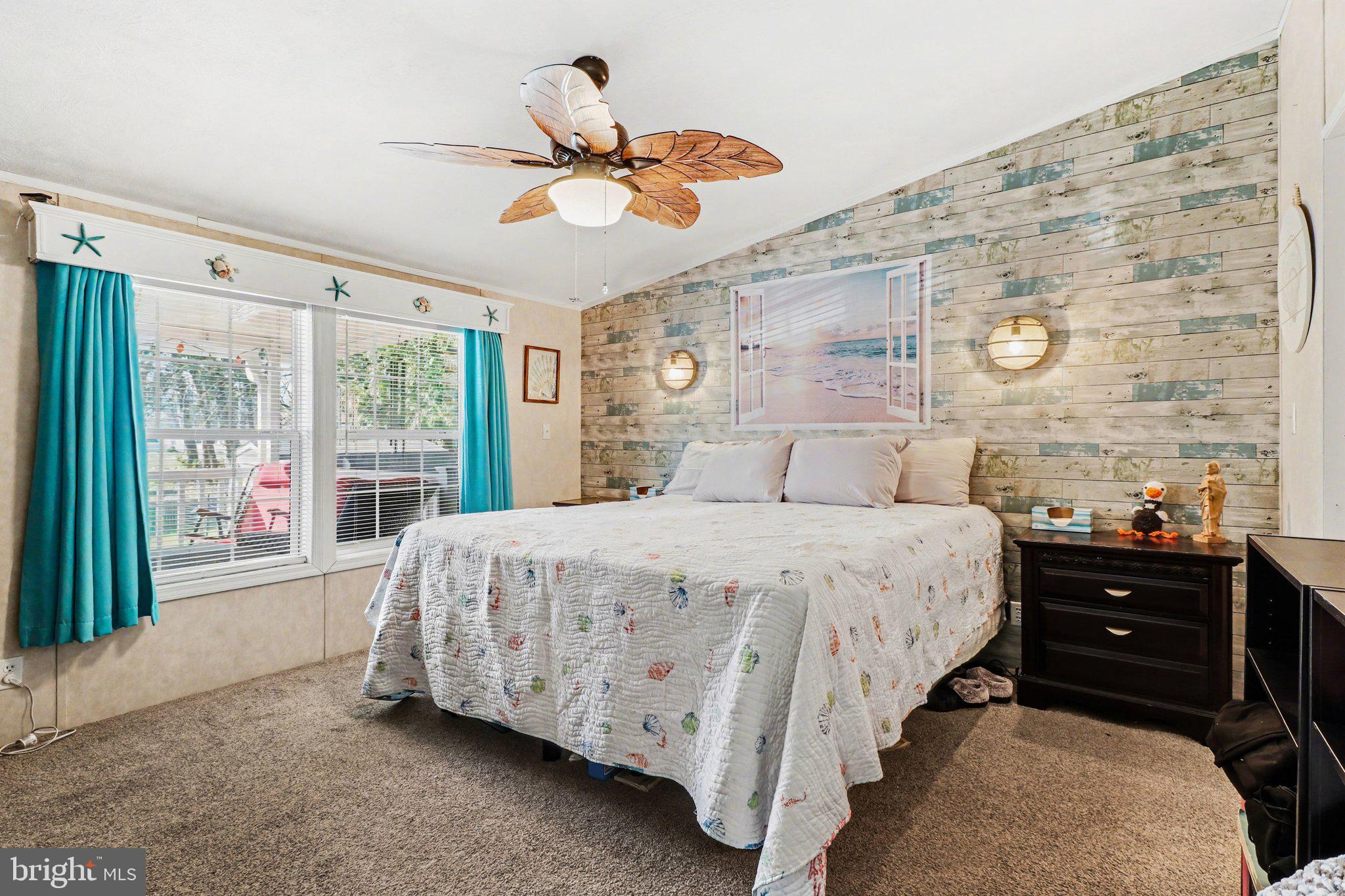 NORTH RIDGE ACRES - Residential