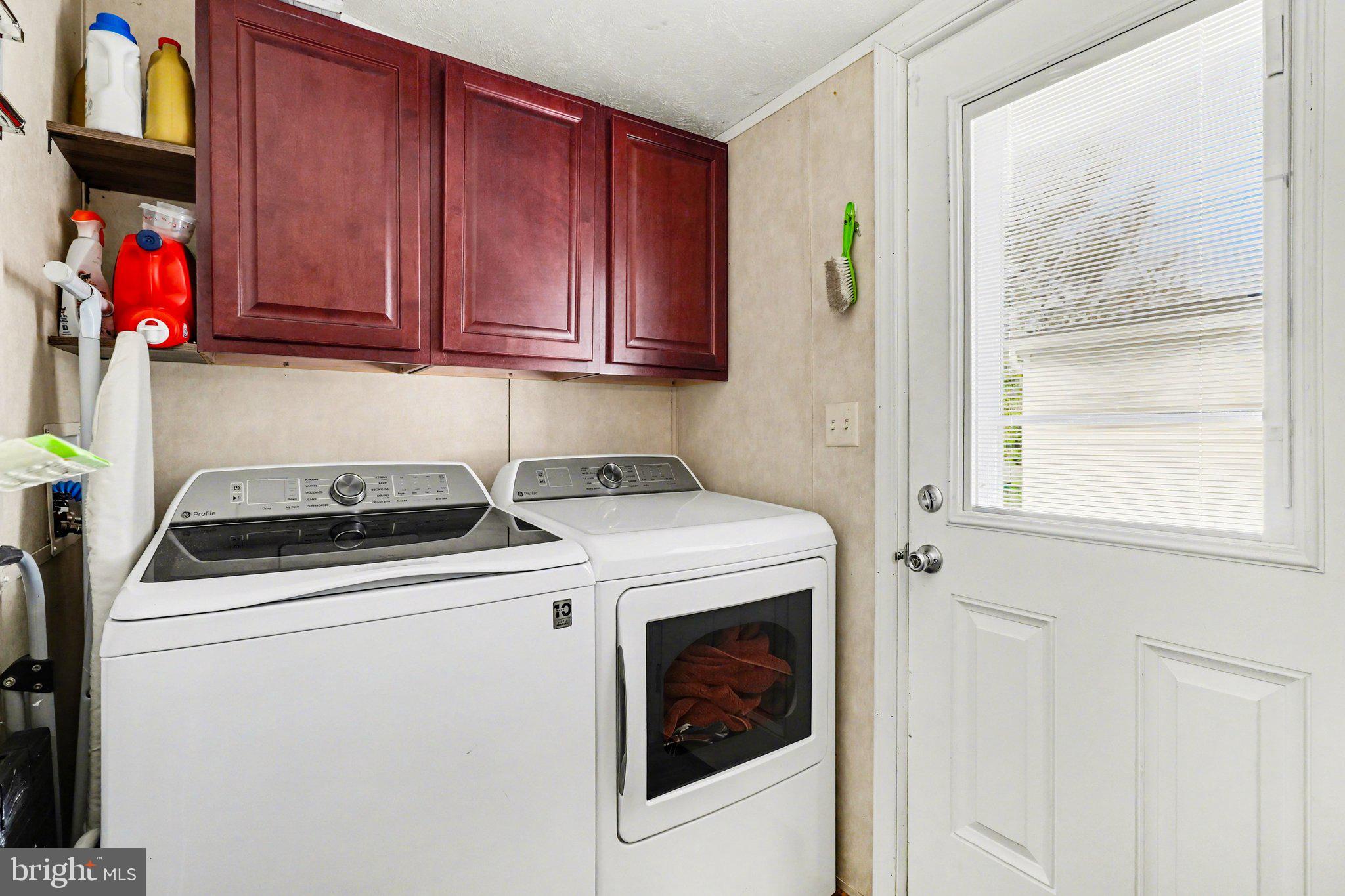 NORTH RIDGE ACRES - Residential