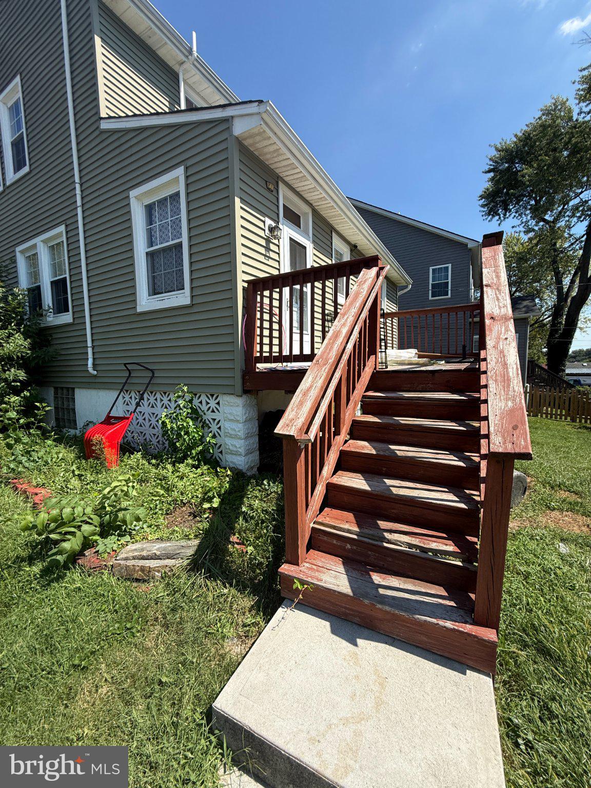 201 HENRY AVENUE