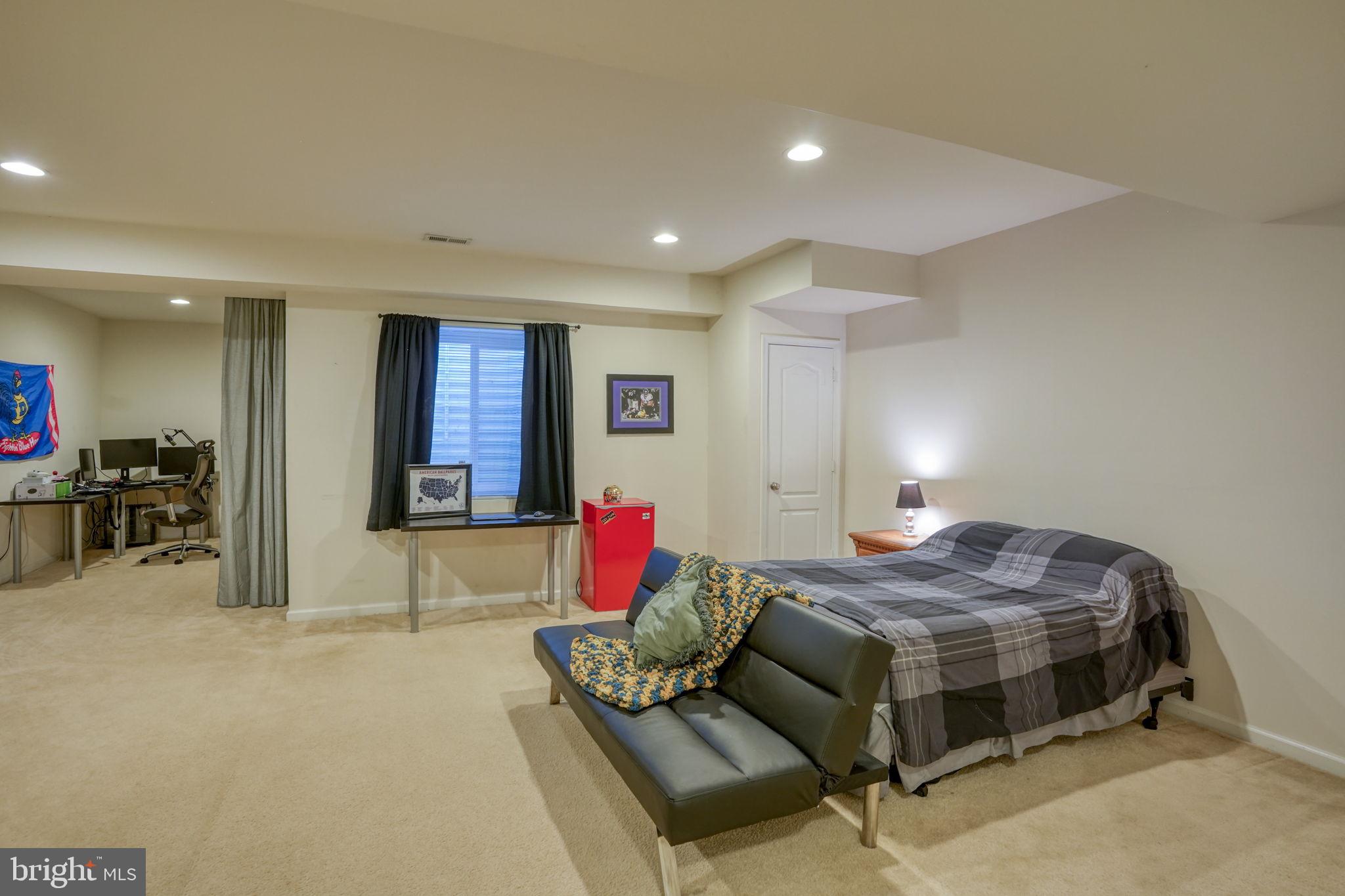 VILLAGE OF BAYBERRY - Residential