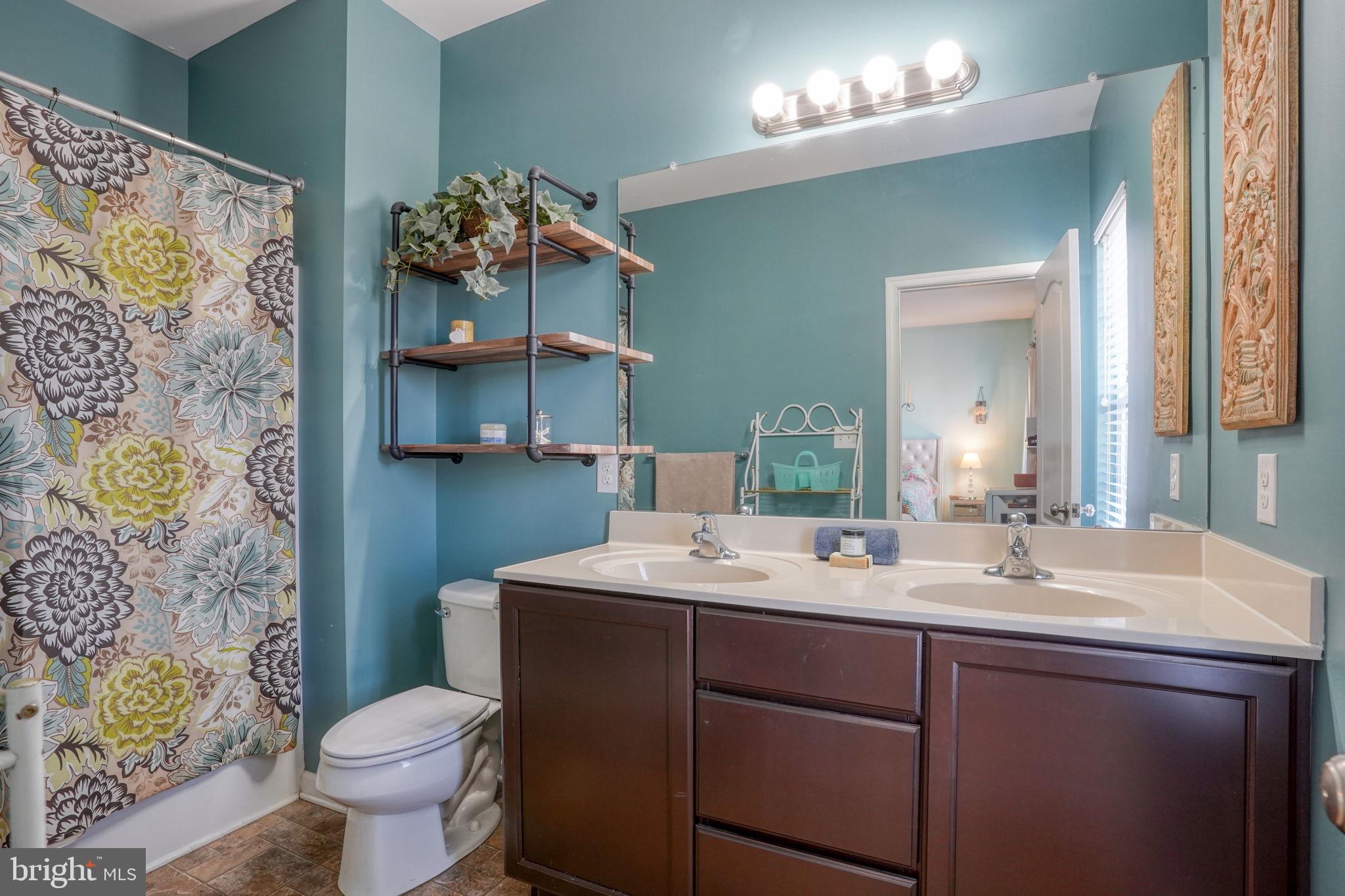 VILLAGE OF BAYBERRY - Residential