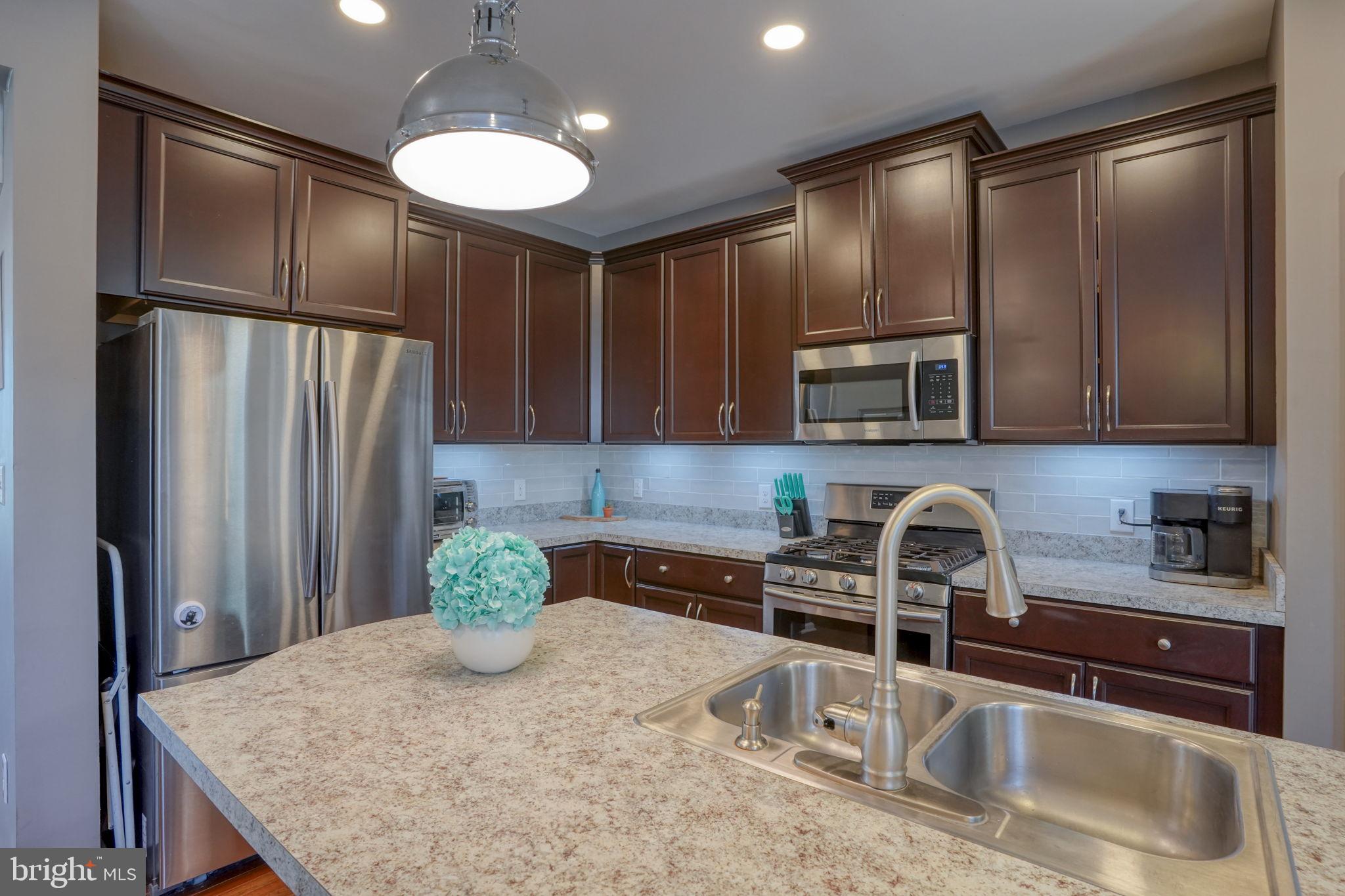 VILLAGE OF BAYBERRY - Residential