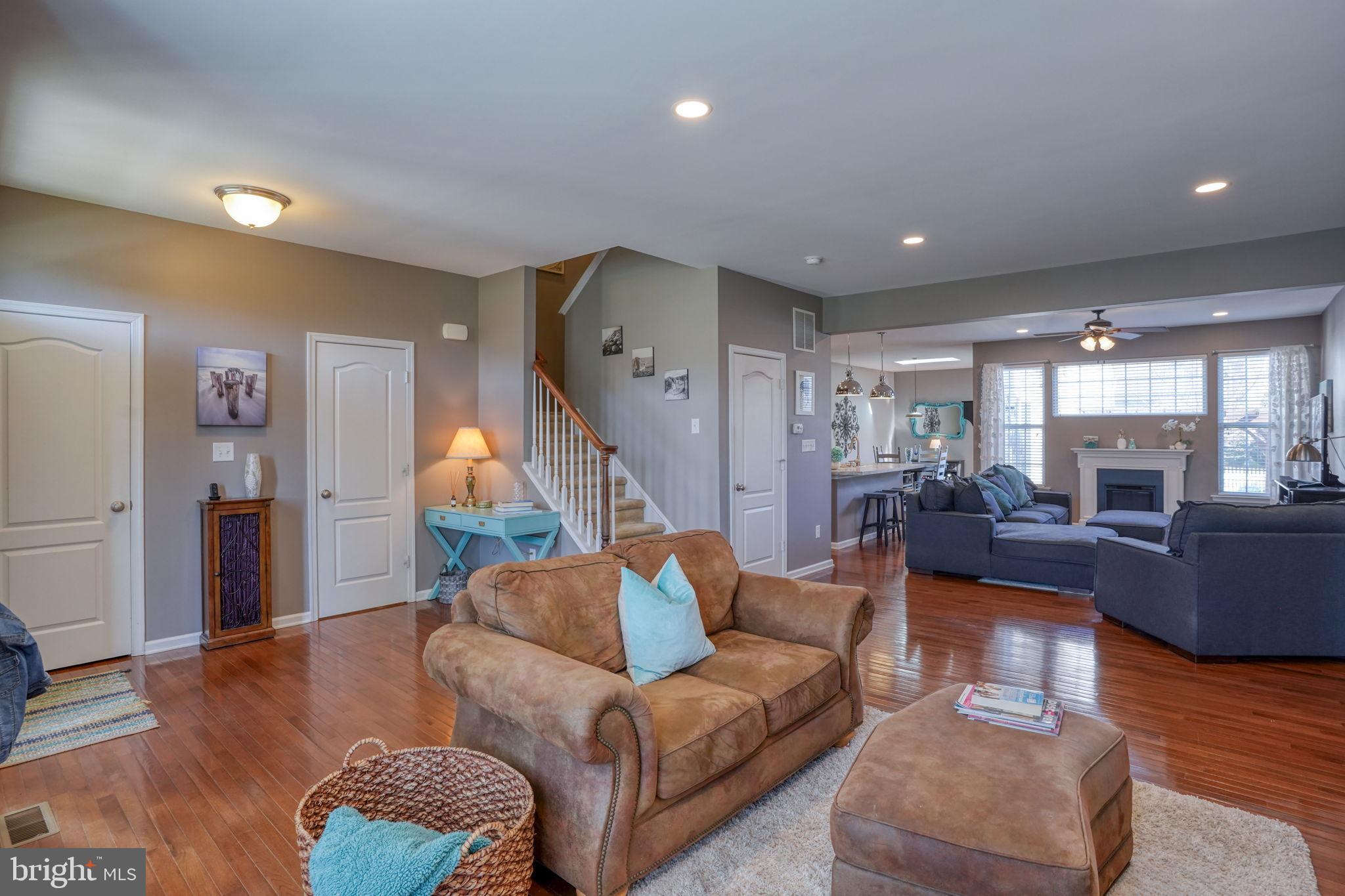 VILLAGE OF BAYBERRY - Residential