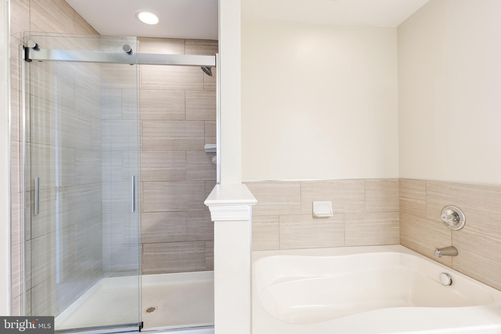 HIGH VIEW AT HUNT VALLEY - Residential Lease