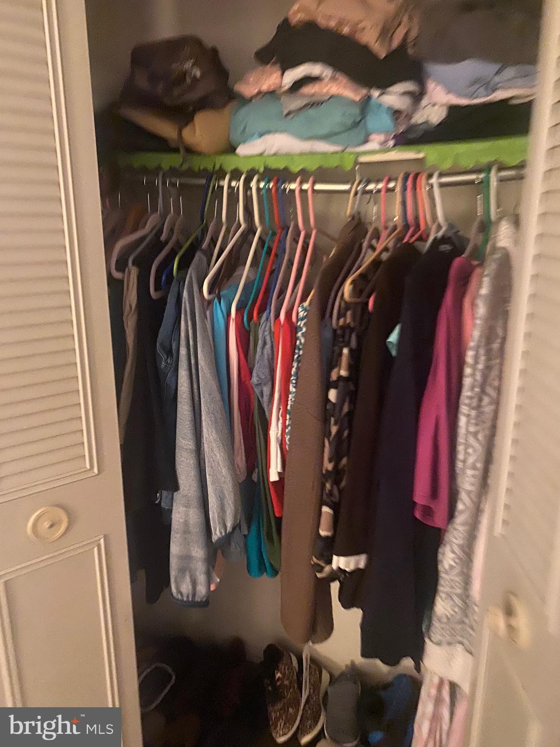 HOLME CIRCLE - Residential