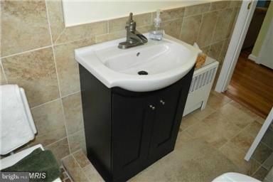 SHIRLEY PARK - Residential Lease