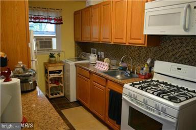 SHIRLEY PARK - Residential Lease