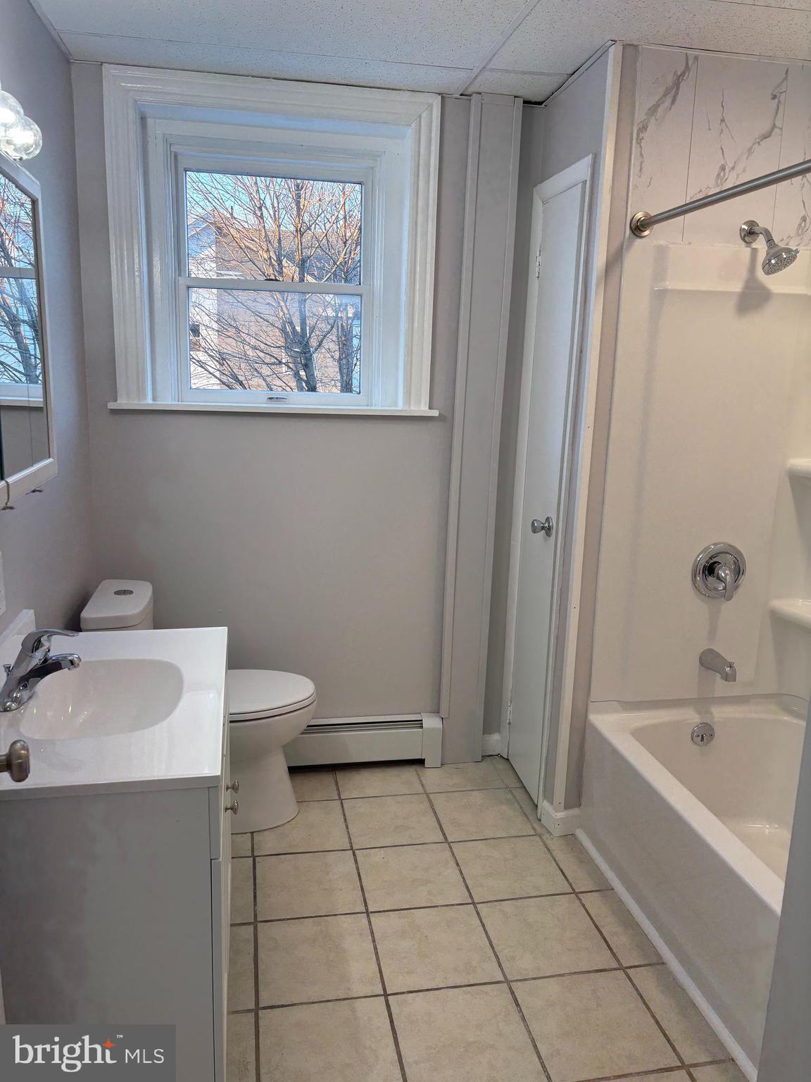 NOT IN A DEVELOPMENT - Residential Lease