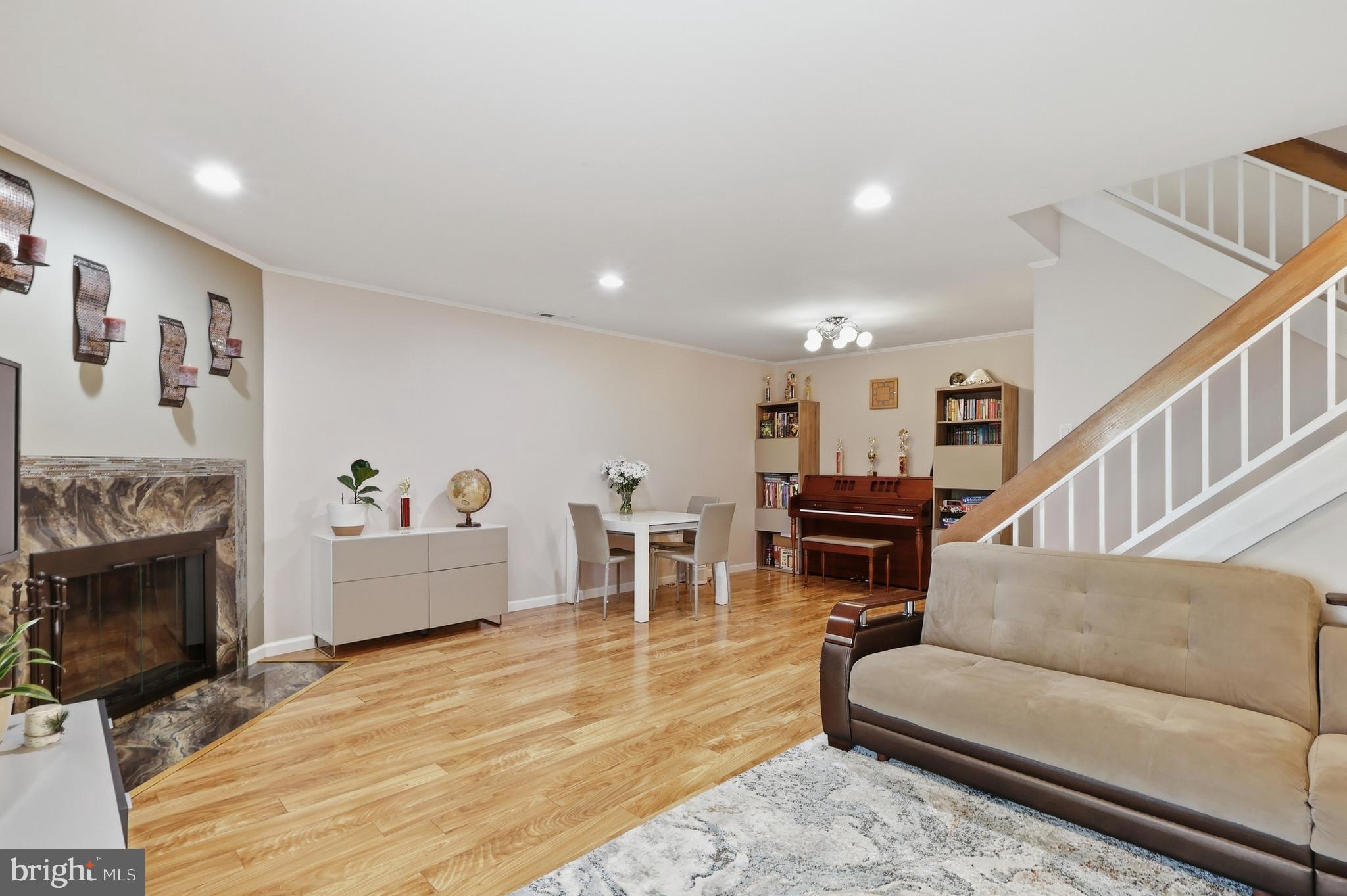 TAPESTRY - Residential