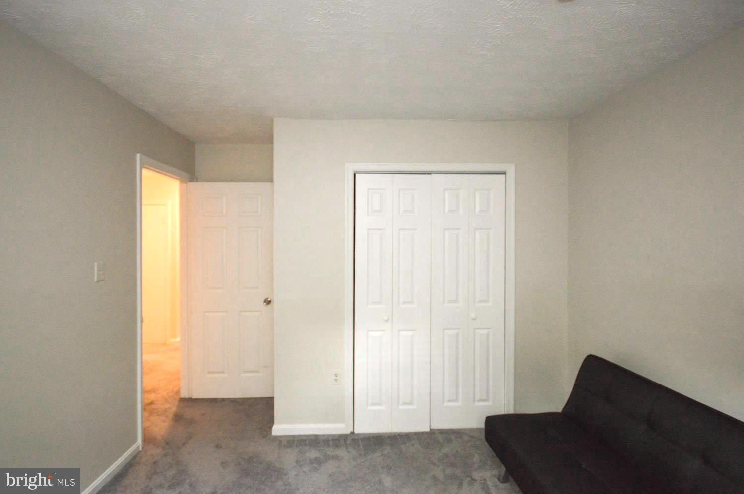 MARLTON - Residential