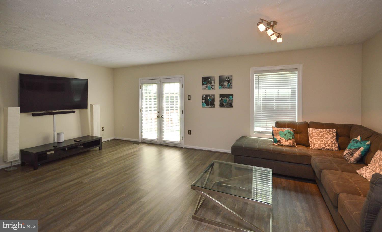 MARLTON - Residential