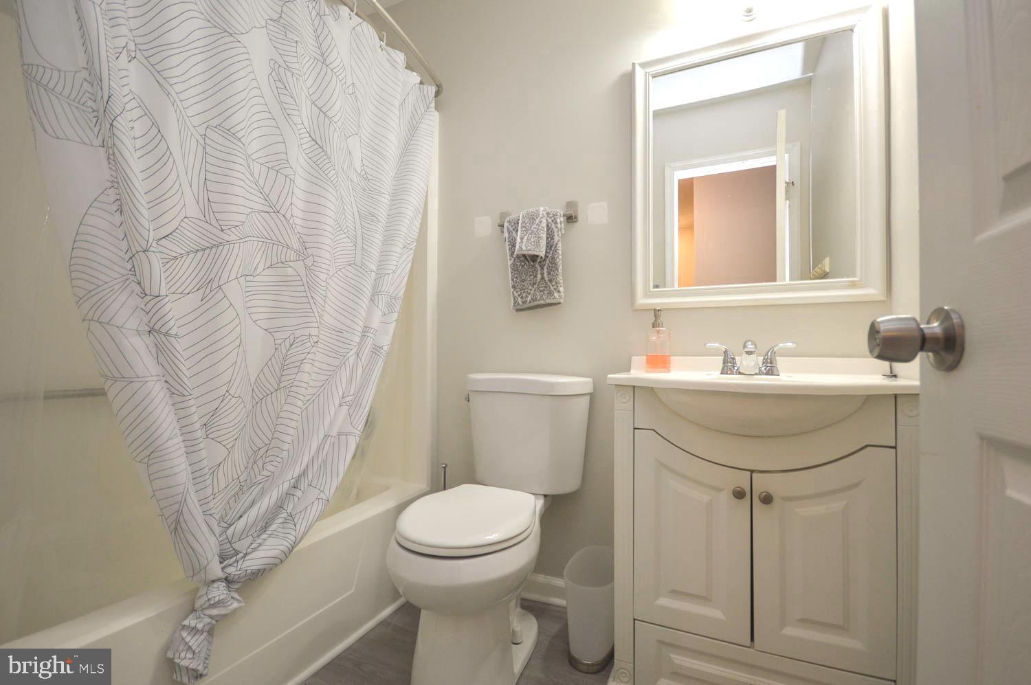 MARLTON - Residential