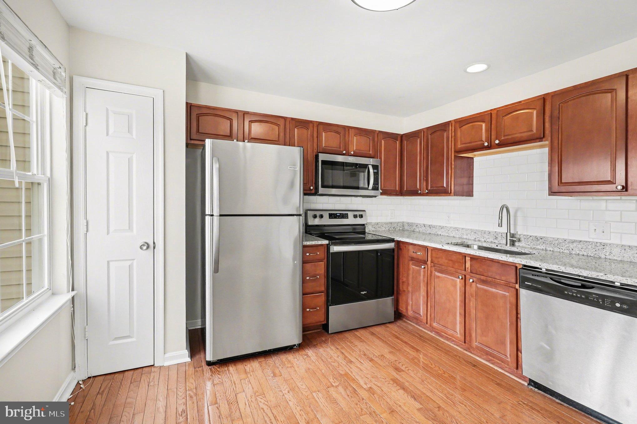 SALEM FIELDS - Residential