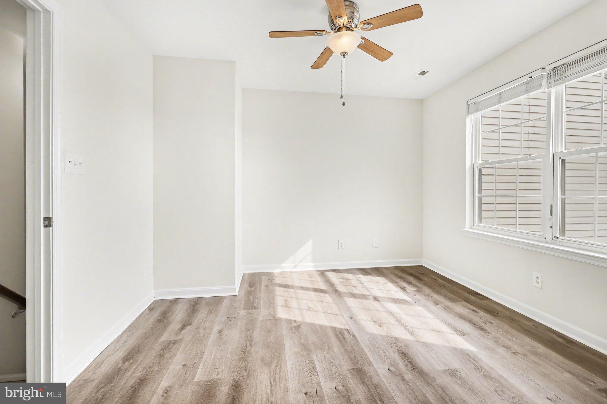 SALEM FIELDS - Residential