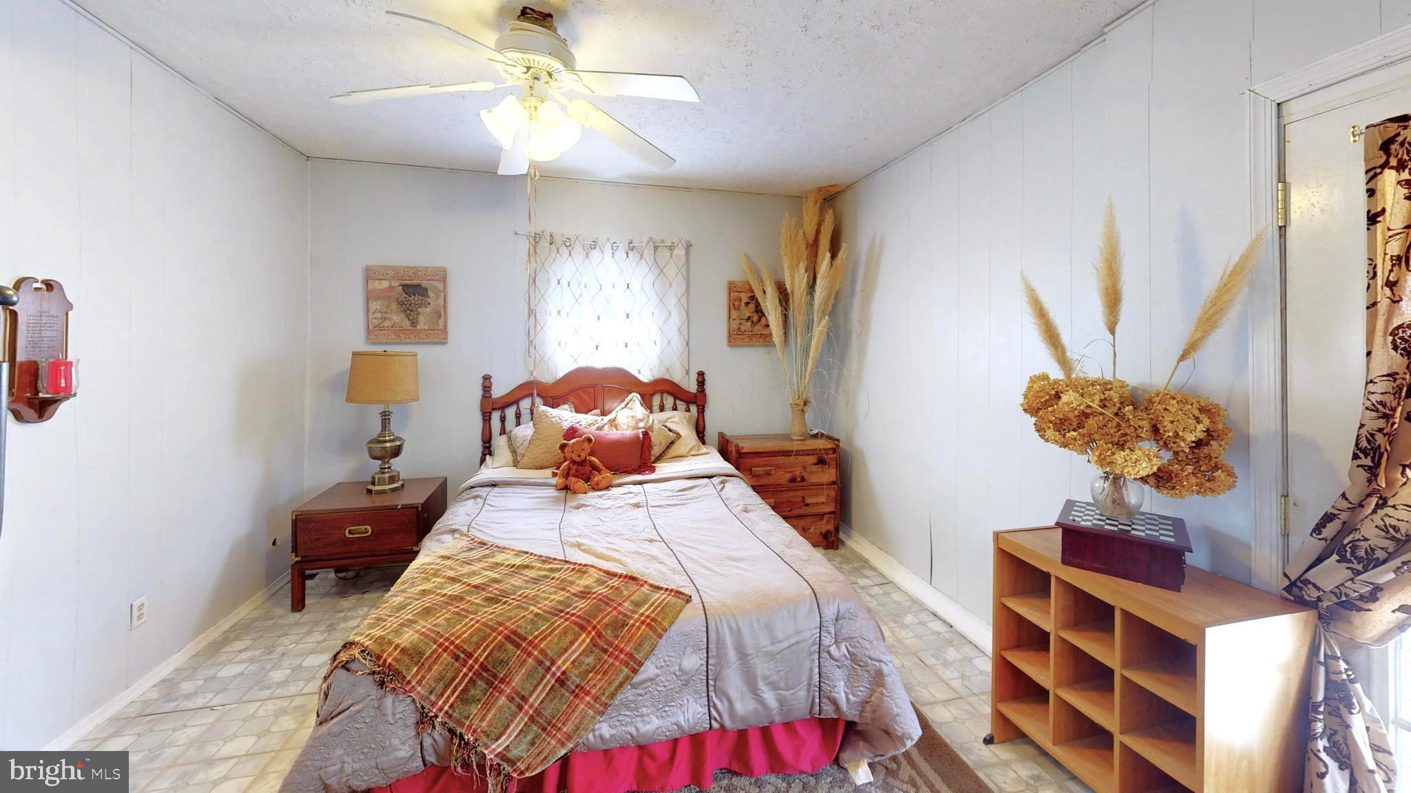 CASTLE MARINA - Residential