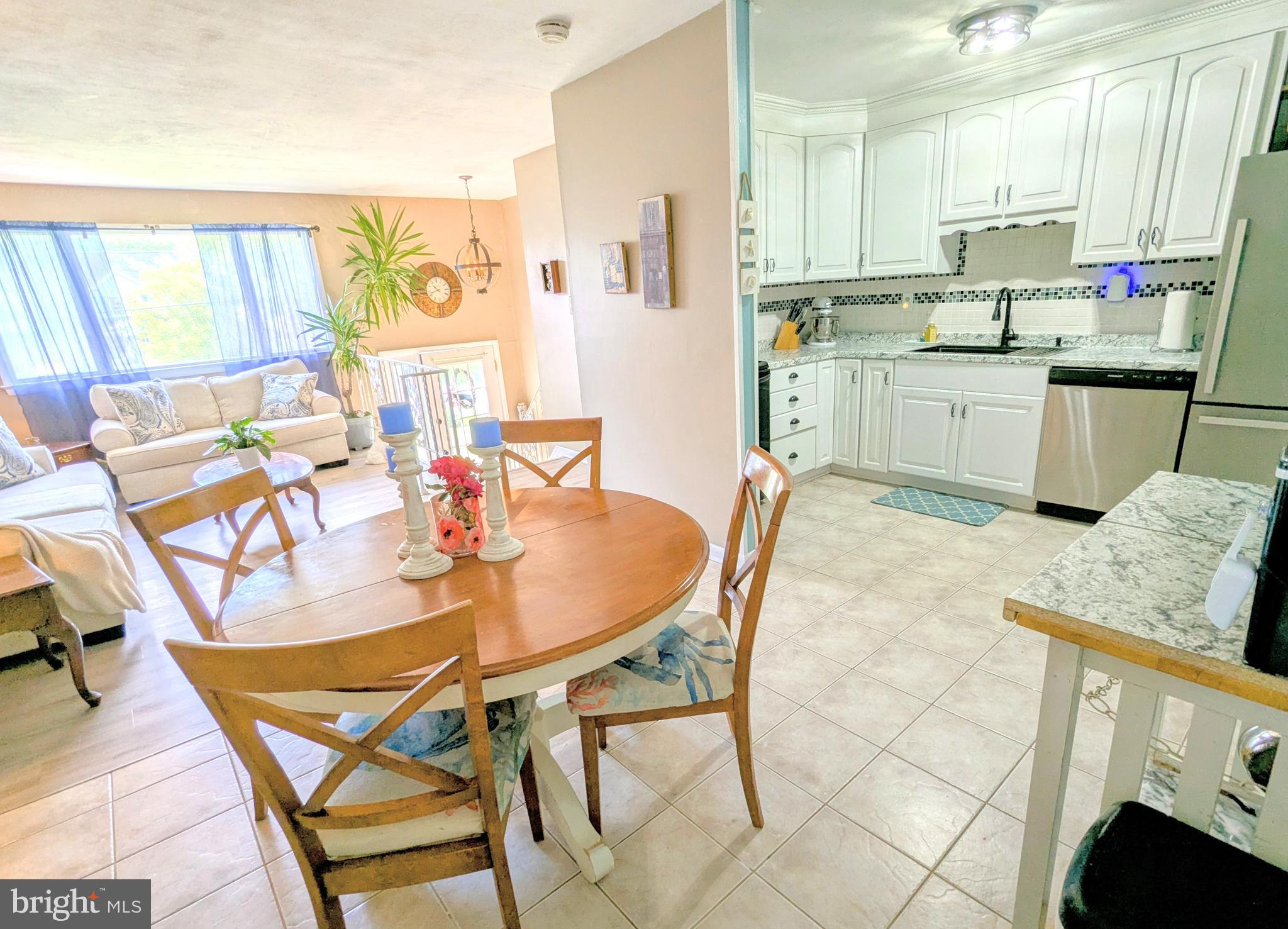 CASTLE MARINA - Residential