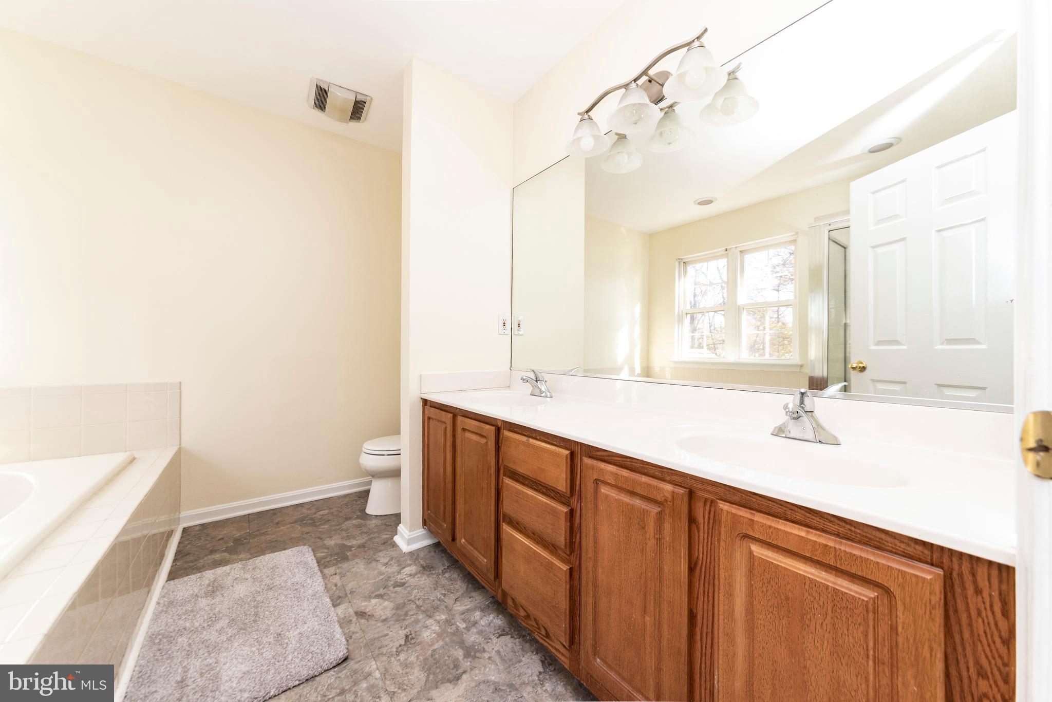 MALLARD RUN - Residential