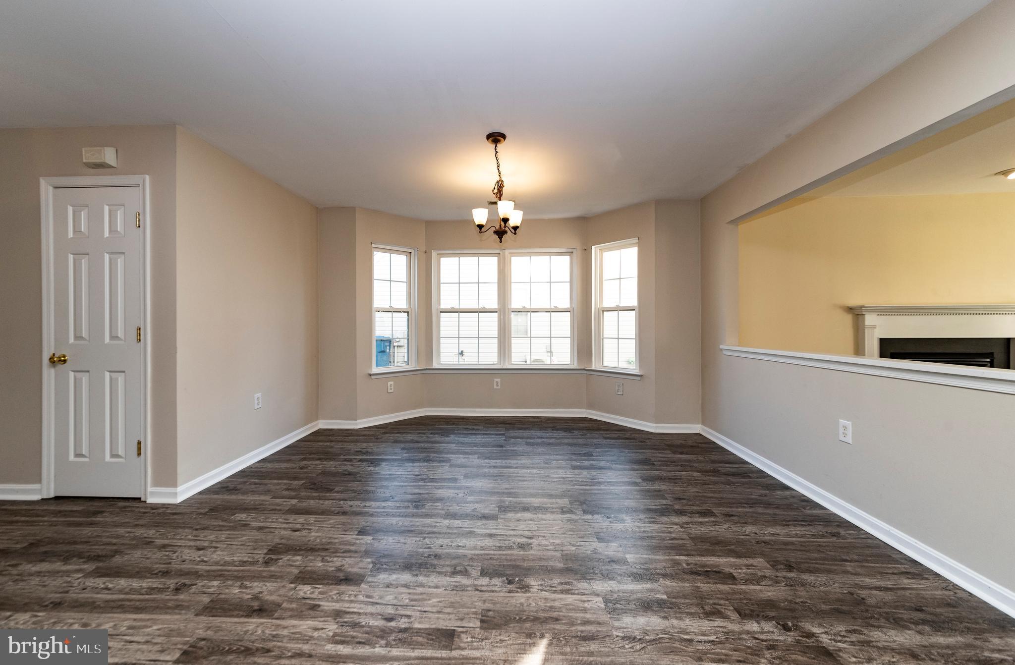 MALLARD RUN - Residential