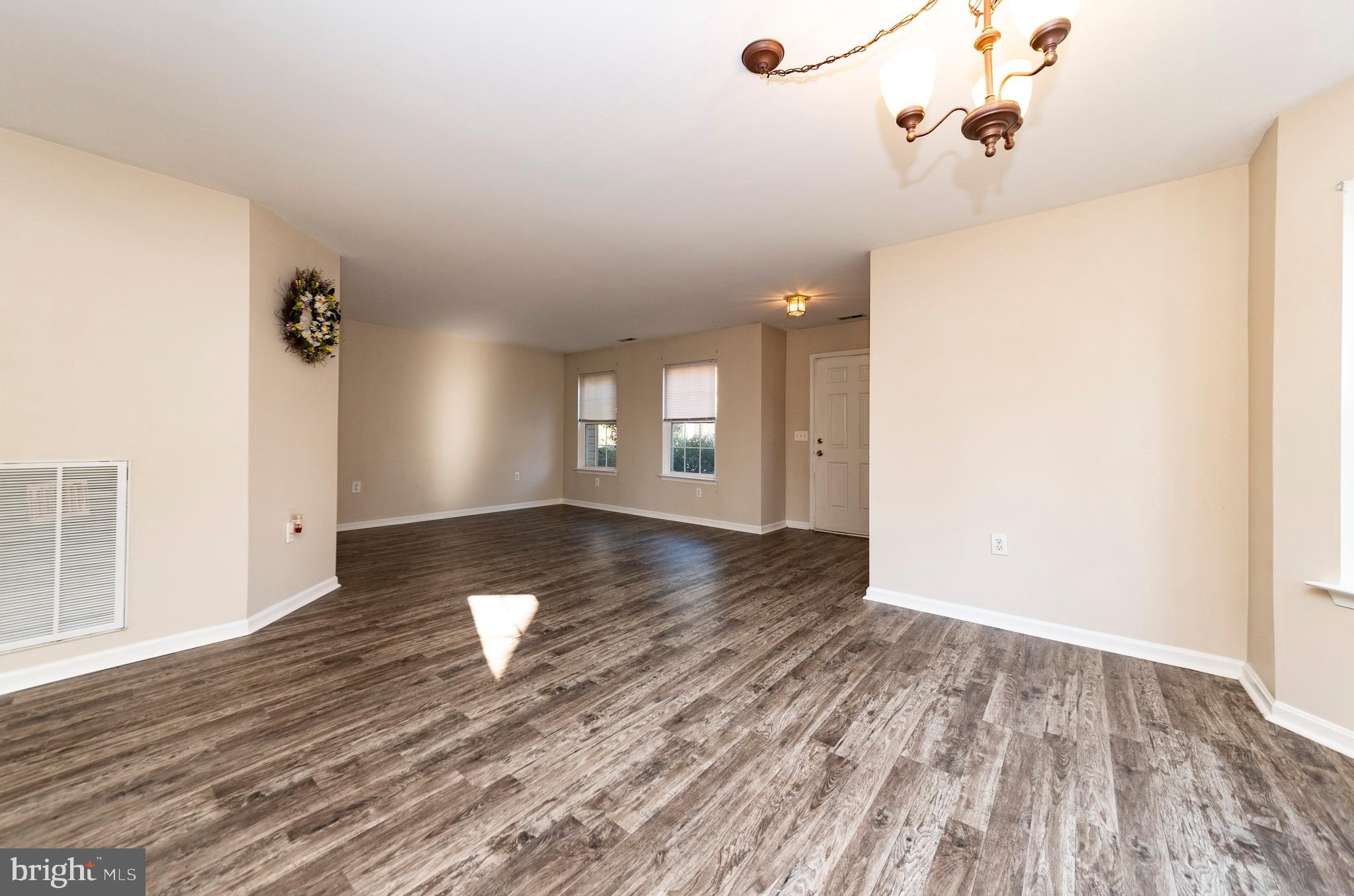 MALLARD RUN - Residential