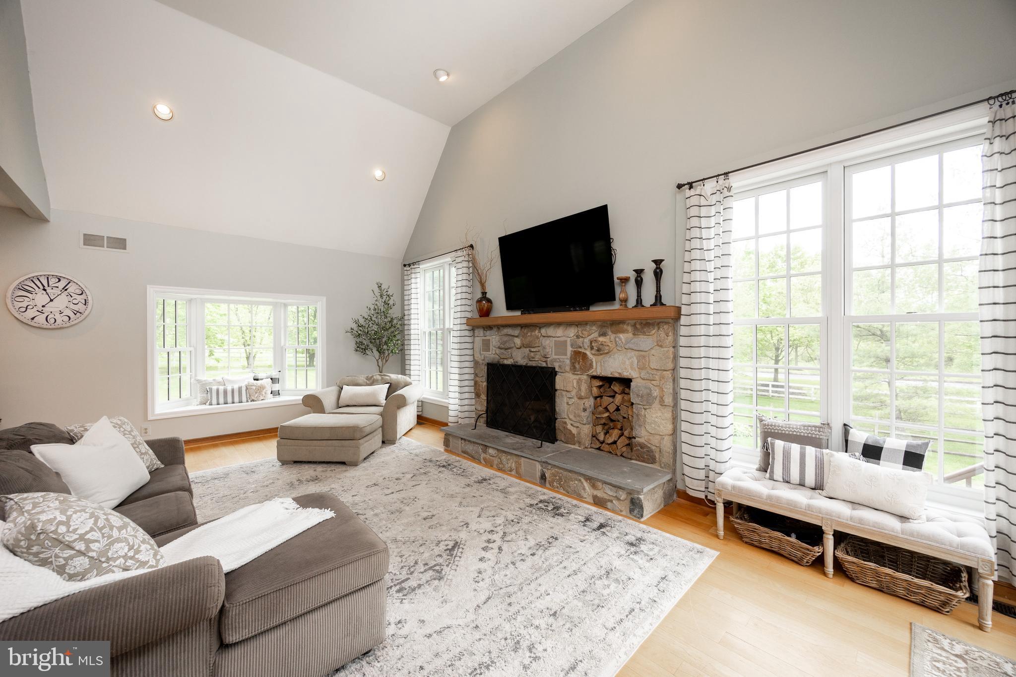 BRAMPTON CHASE - Residential