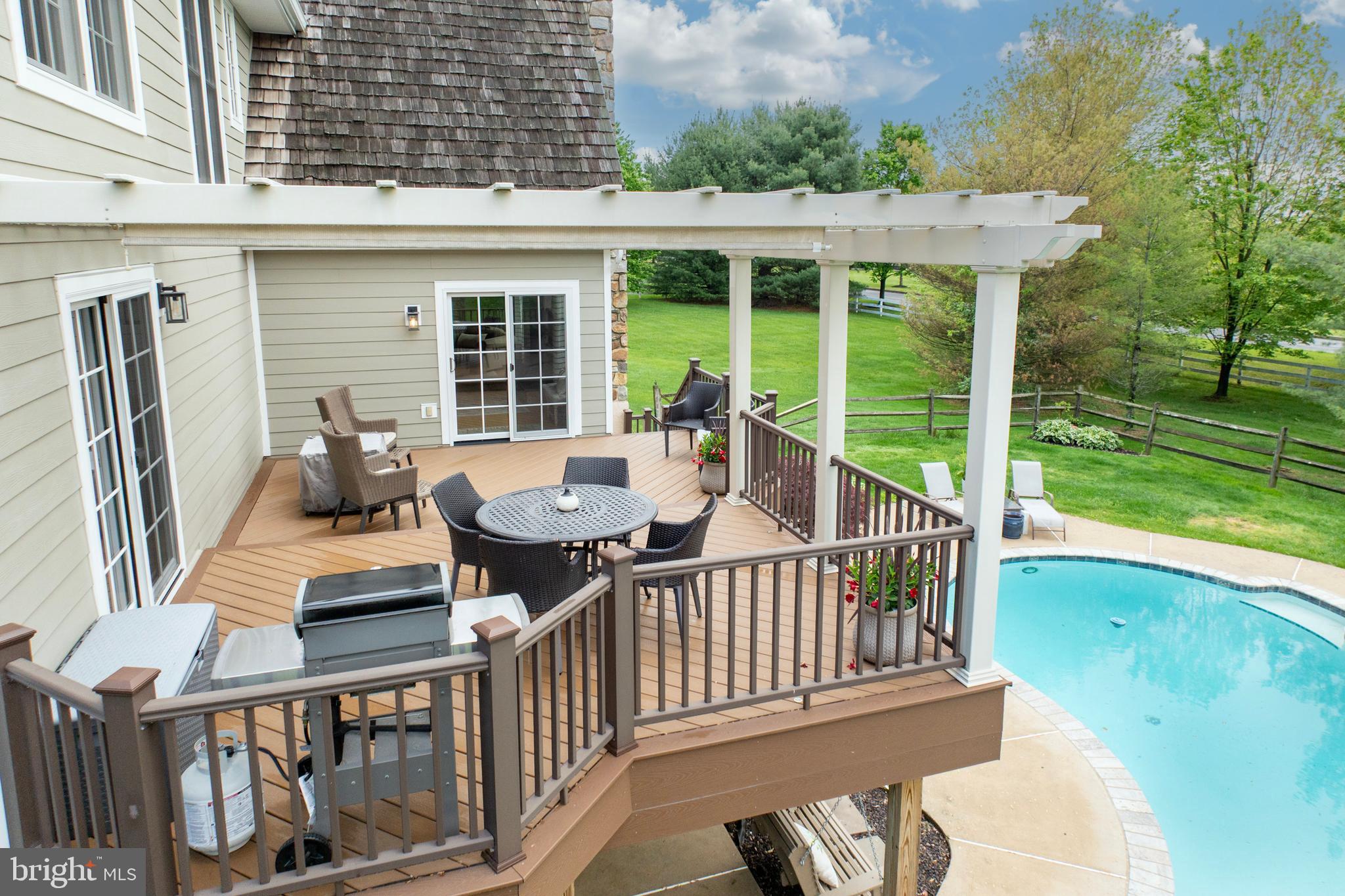 BRAMPTON CHASE - Residential