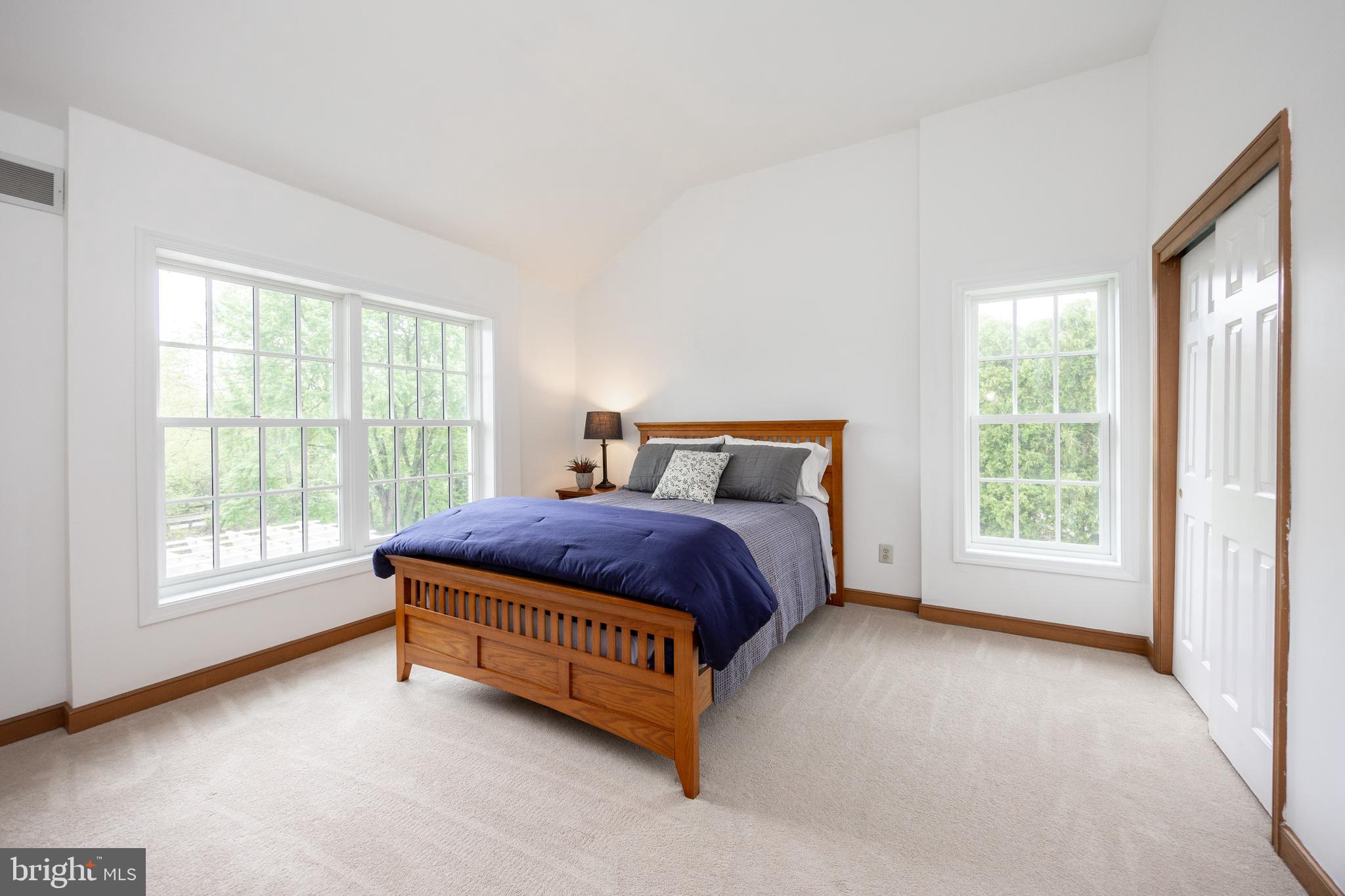 BRAMPTON CHASE - Residential