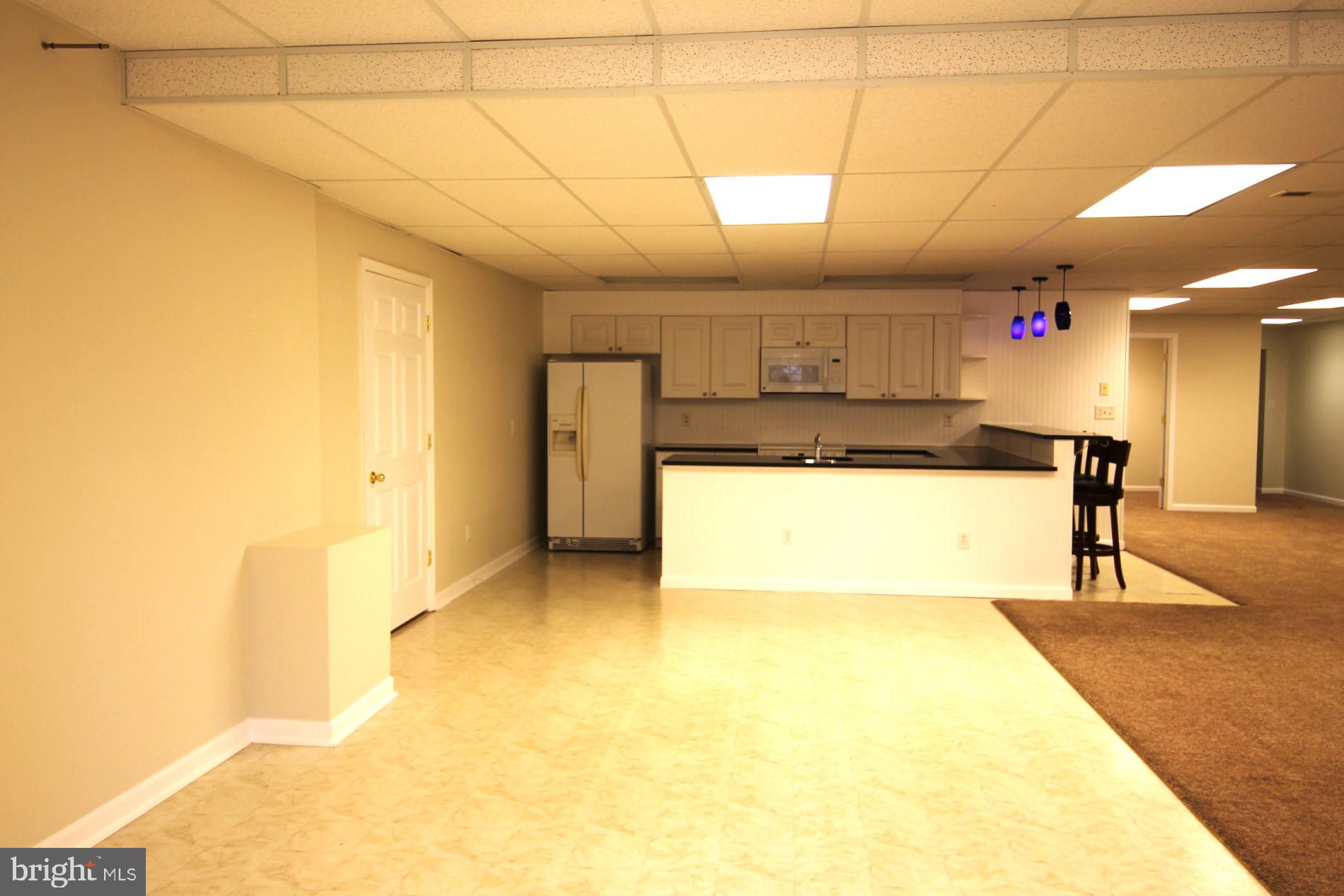 REGULARS - Residential Lease