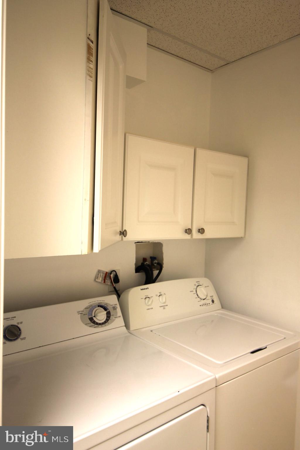 REGULARS - Residential Lease