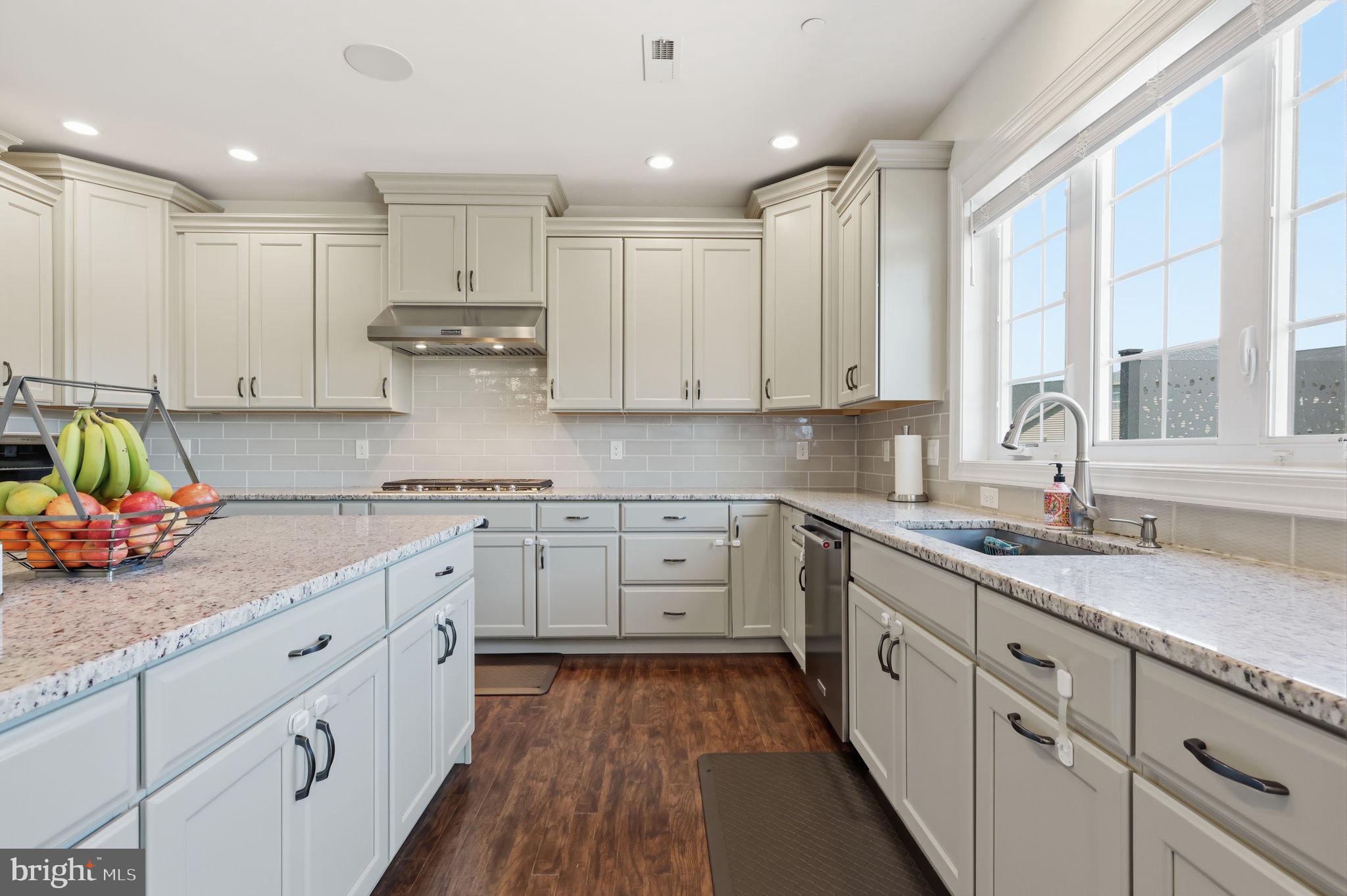 PARKVIEW - Residential